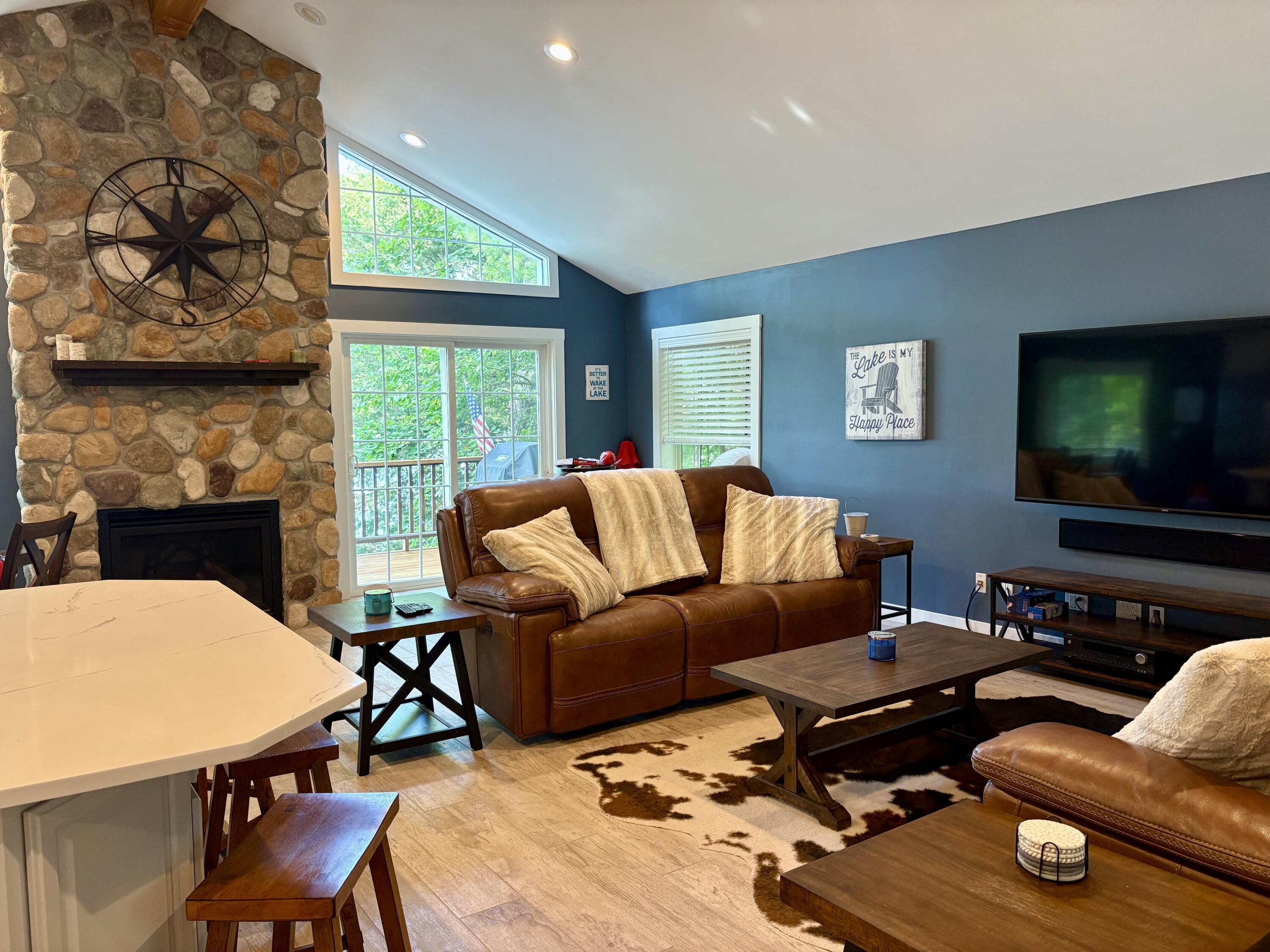 Wisconsin Lake Home for sale (MLS#: 1929030) at W5510  Westshore Dr, in La Grange, Wisconsin. (14 of 23)