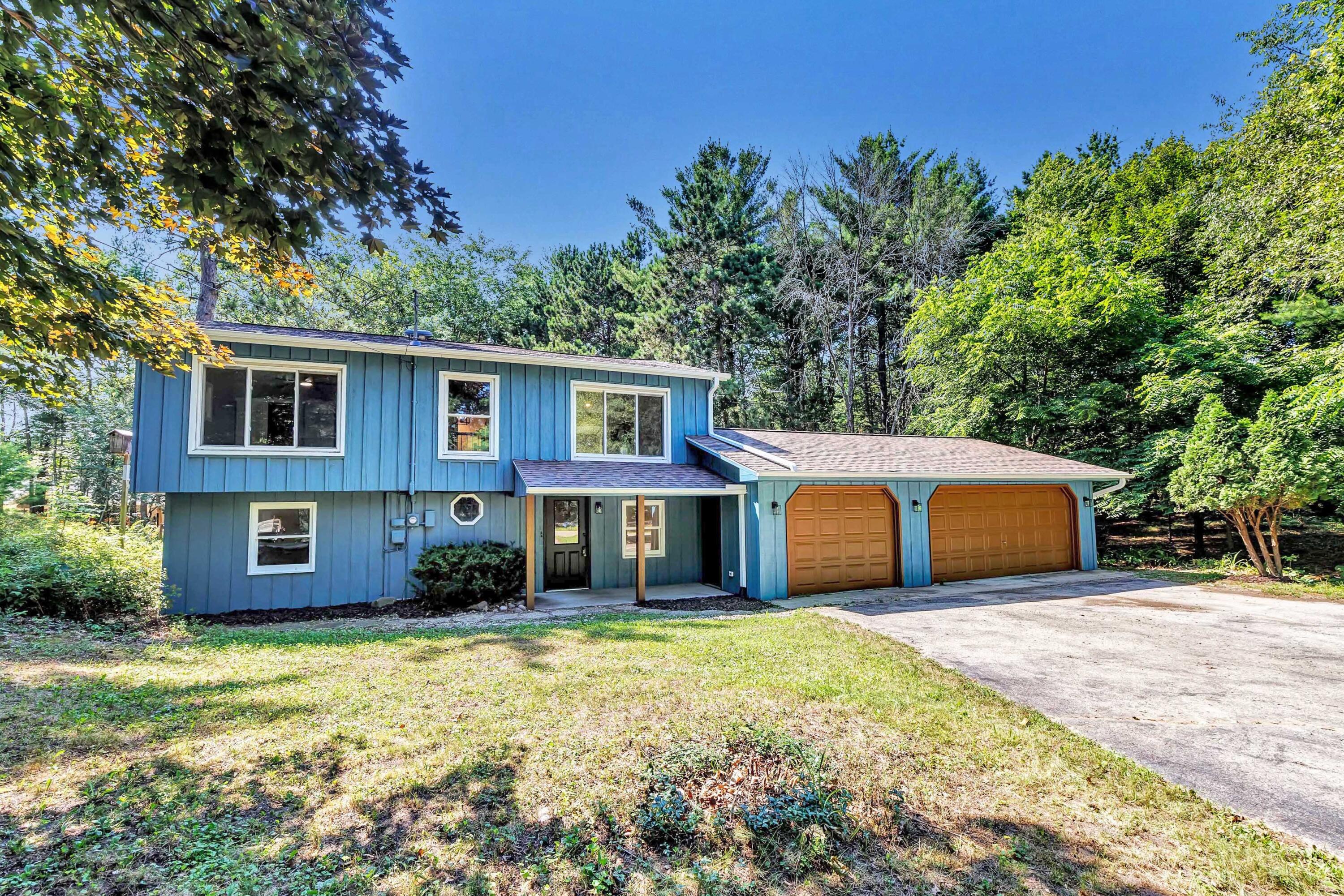 Wisconsin Lake Home for sale (MLS#: 1929155) at N1835  Cree Ave, in Marion, Wisconsin. (18 of 26)