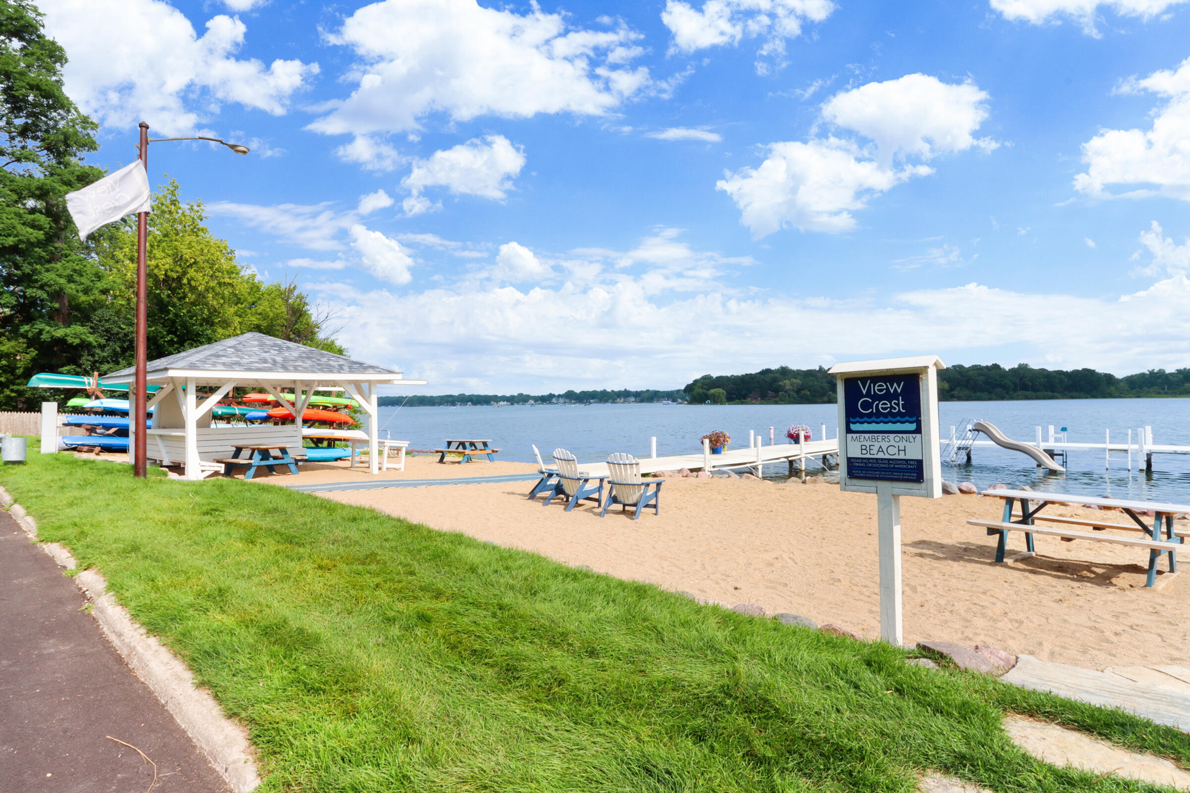 Wisconsin Lake Home for sale (MLS#: 1929275) at 4525  Silverwood Dr, in Delavan, Wisconsin. (35 of 47)