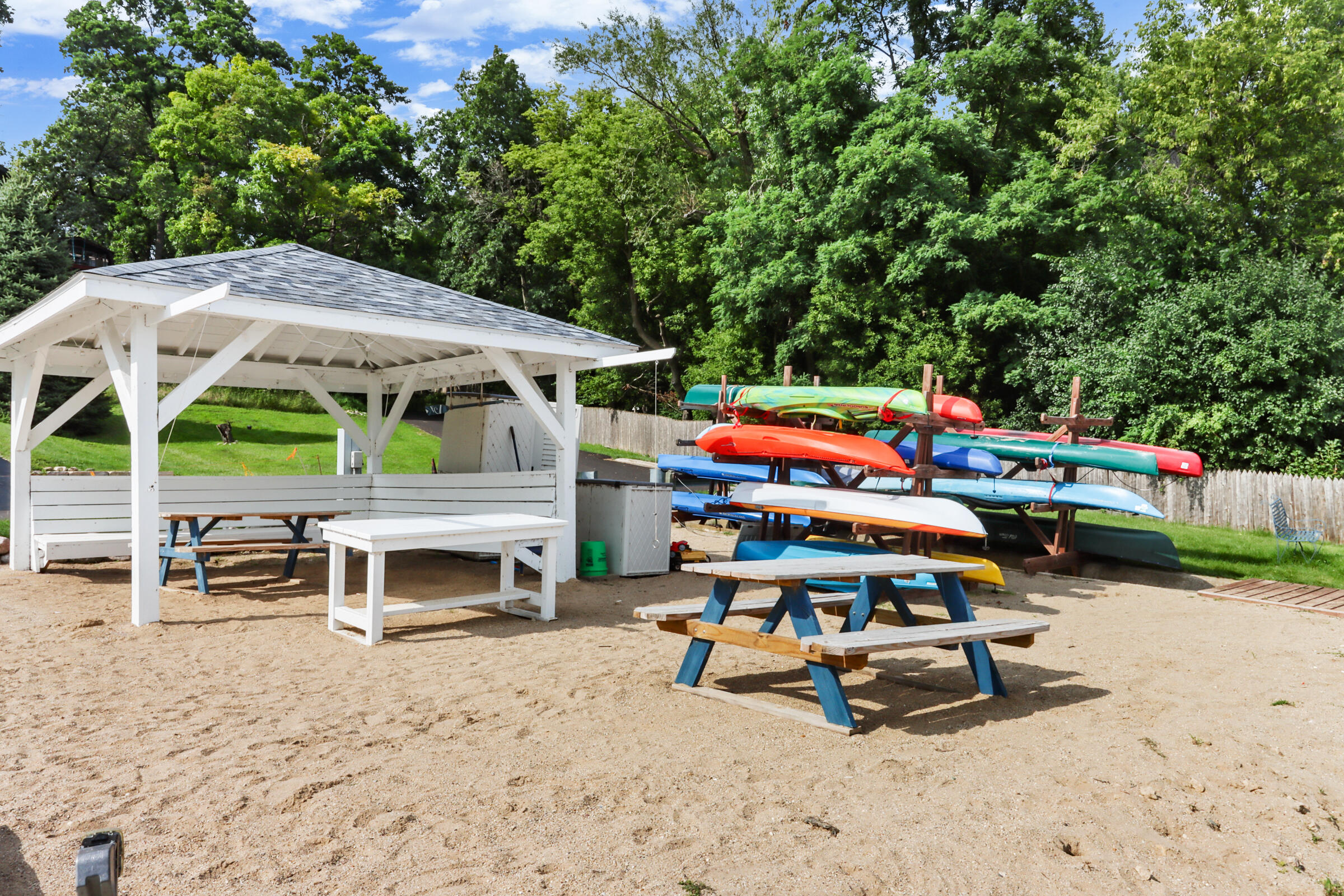 Wisconsin Lake Home for sale (MLS#: 1929275) at 4525  Silverwood Dr, in Delavan, Wisconsin. (36 of 47)
