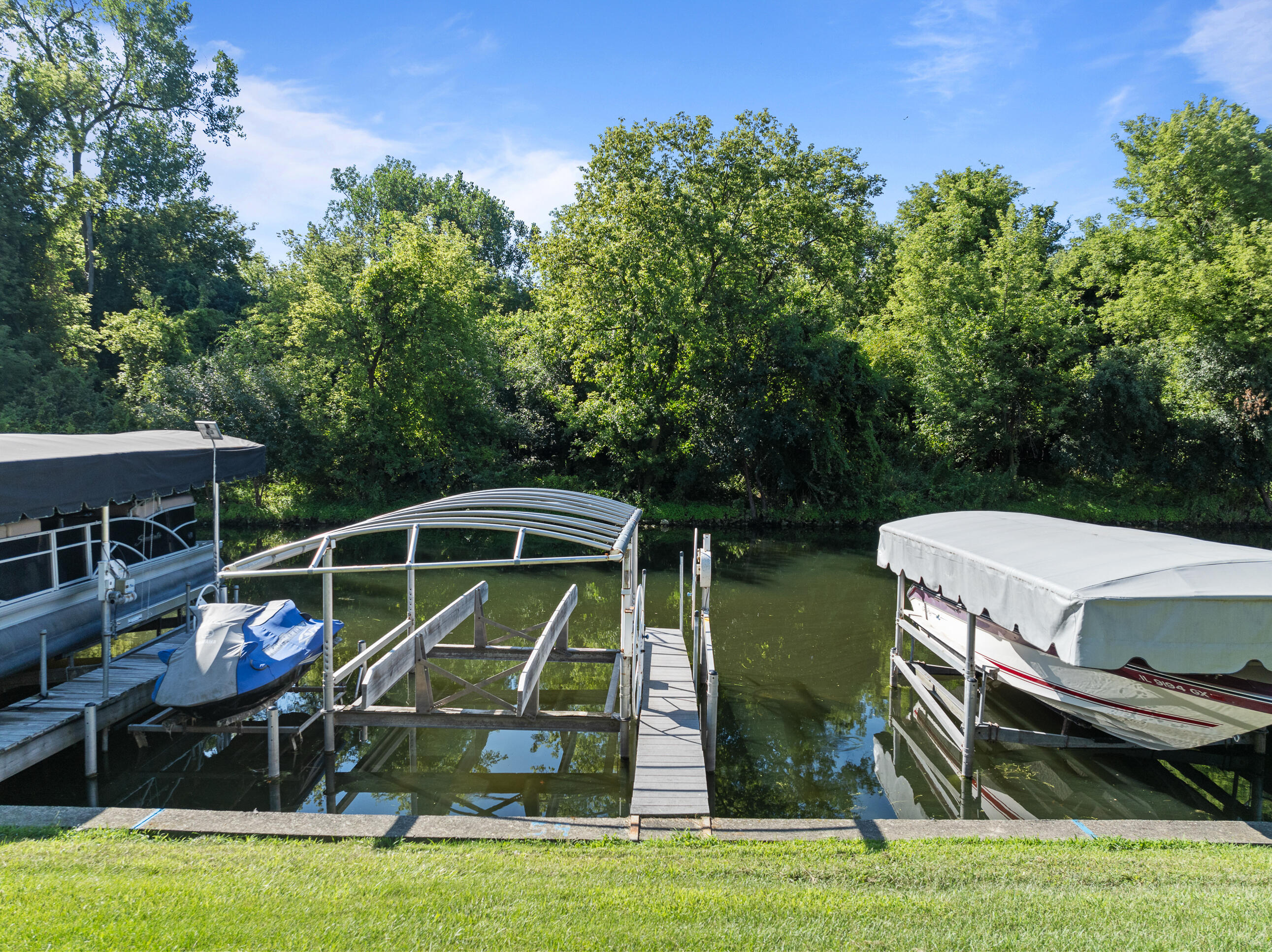 Wisconsin Lake Home for sale (MLS#: 1929275) at 4525  Silverwood Dr, in Delavan, Wisconsin. (40 of 47)