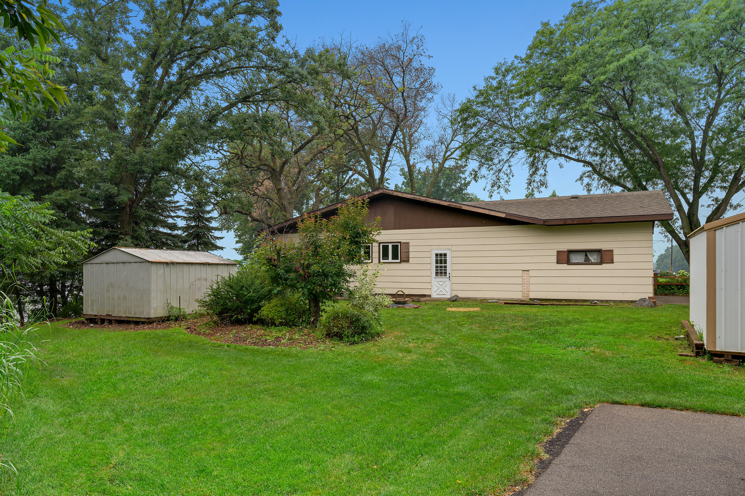Wisconsin Lake Home for sale (MLS#: 1929339) at W3233  State Road 16 -, in Hamilton, Wisconsin. (25 of 40)