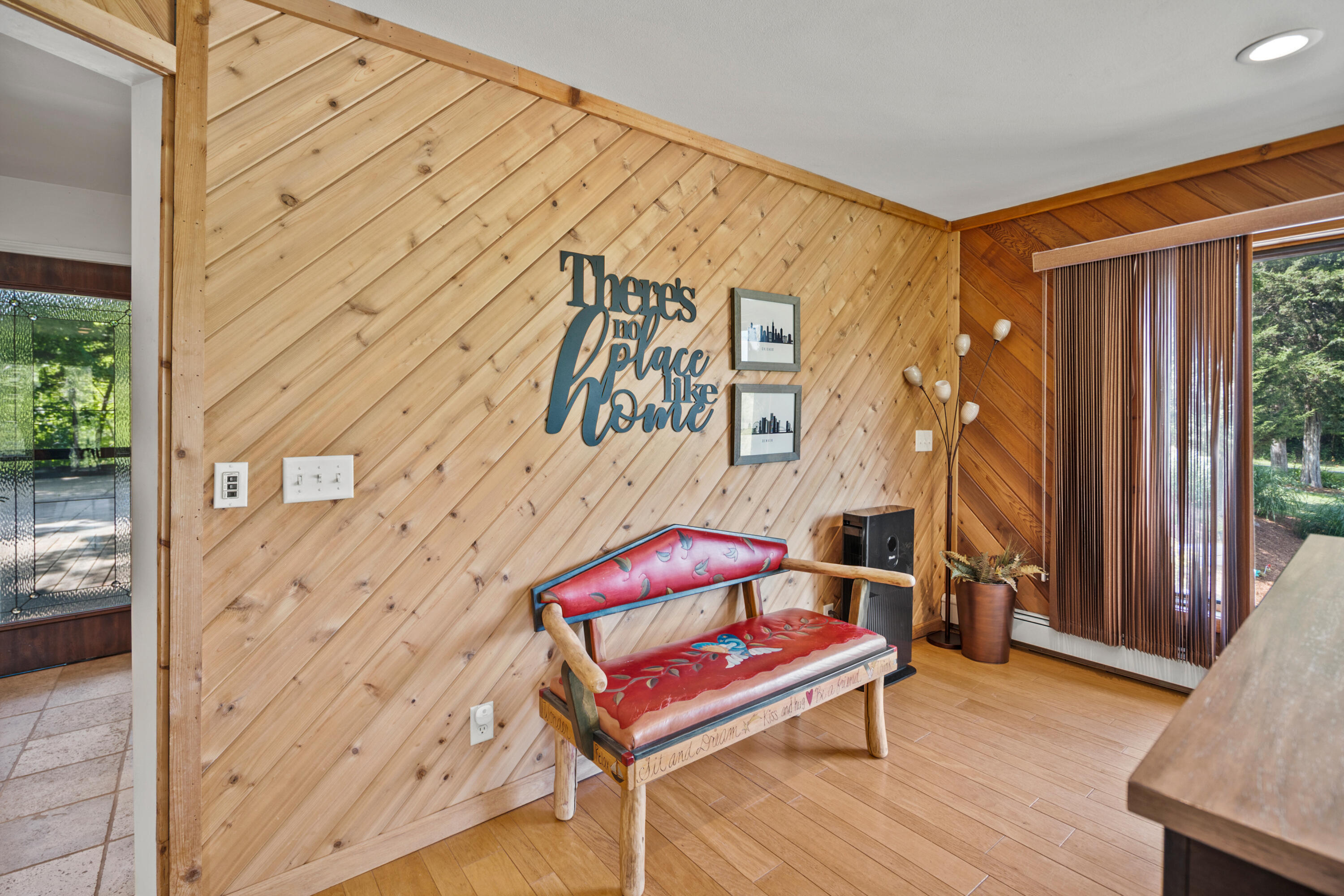 Wisconsin Lake Home for sale (MLS#: 1929388) at 6215  Riesch Rd, in West Bend, Wisconsin. (12 of 71)