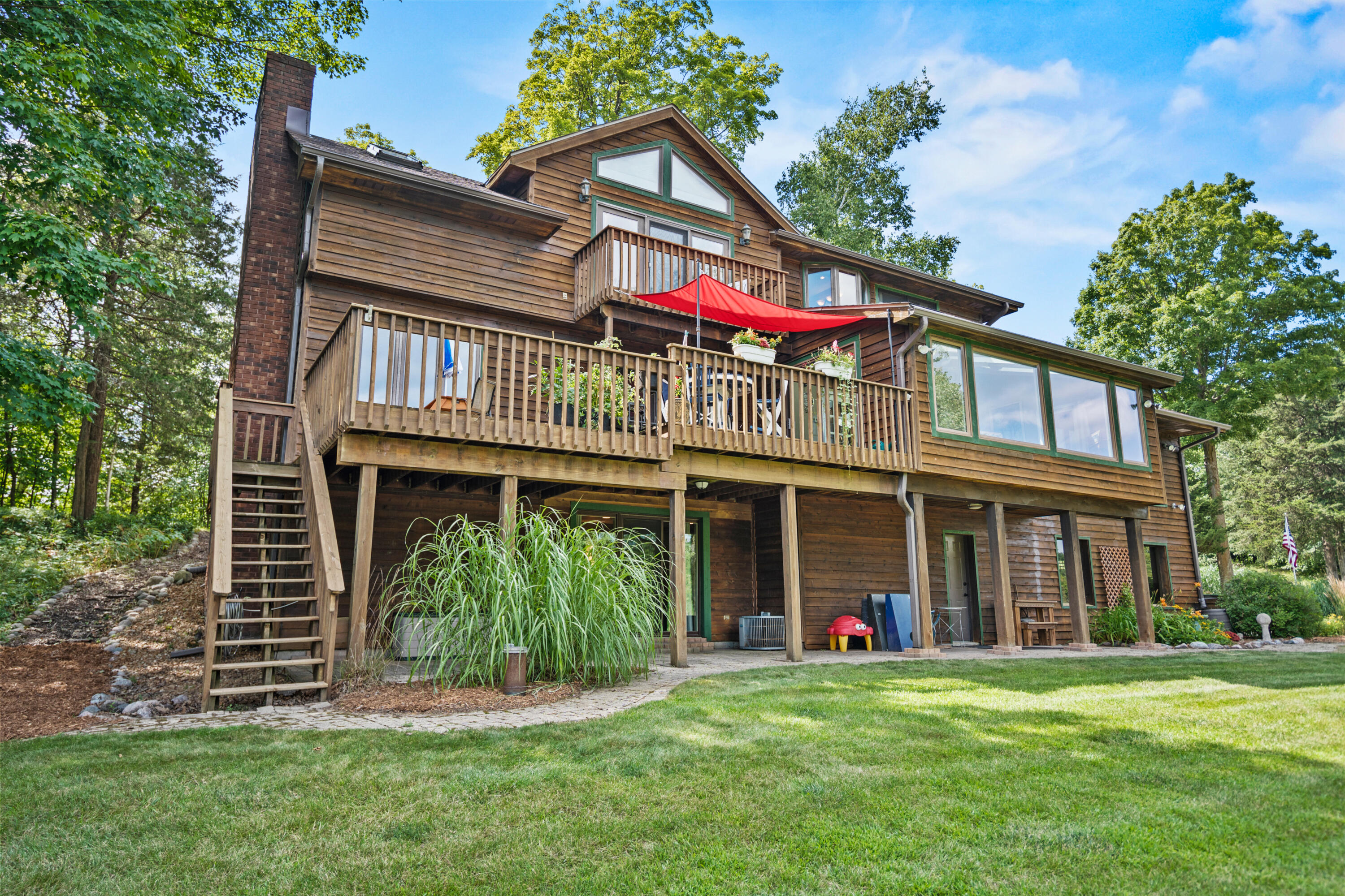 Wisconsin Lake Home for sale (MLS#: 1929388) at 6215  Riesch Rd, in West Bend, Wisconsin. (54 of 71)