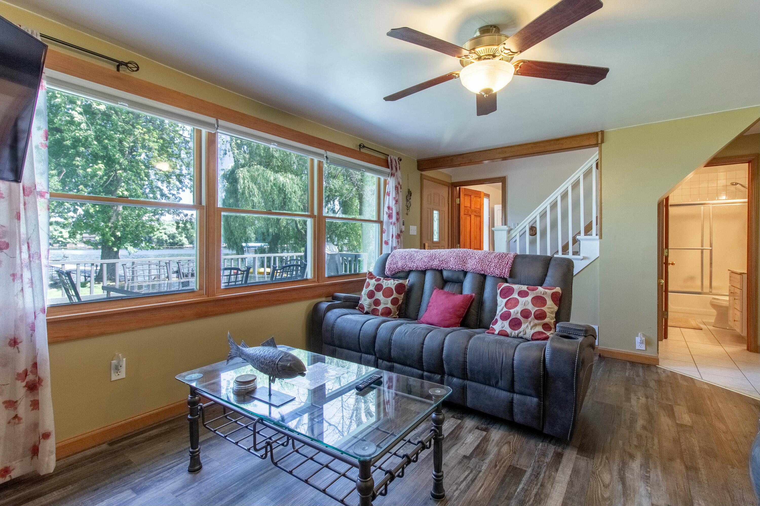 Wisconsin Lake Home for sale (MLS#: 1929410) at 5582  Lake Rd, in Black Wolf, Wisconsin. (17 of 42)