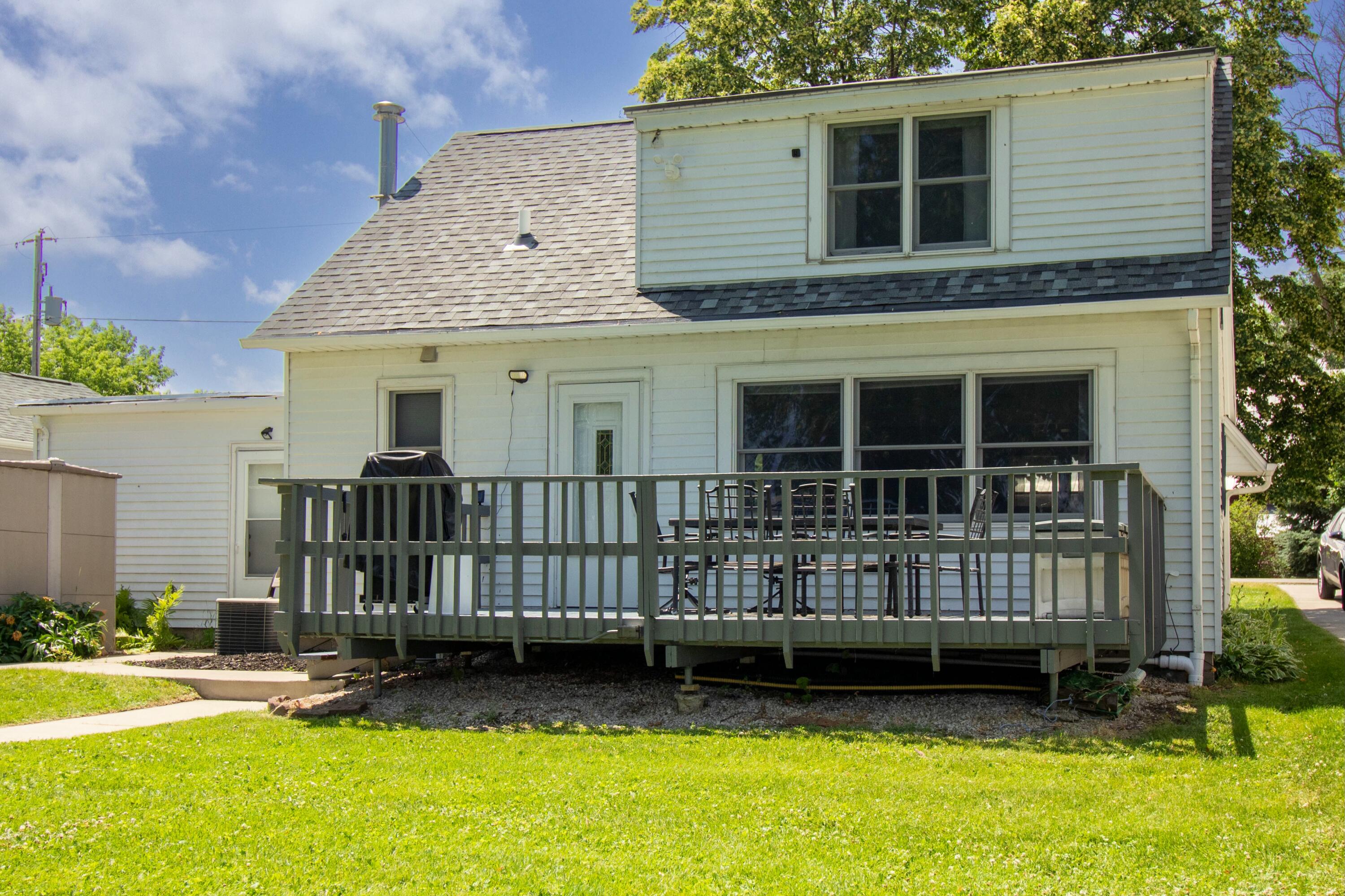 Wisconsin Lake Home for sale (MLS#: 1929410) at 5582  Lake Rd, in Black Wolf, Wisconsin. (6 of 42)