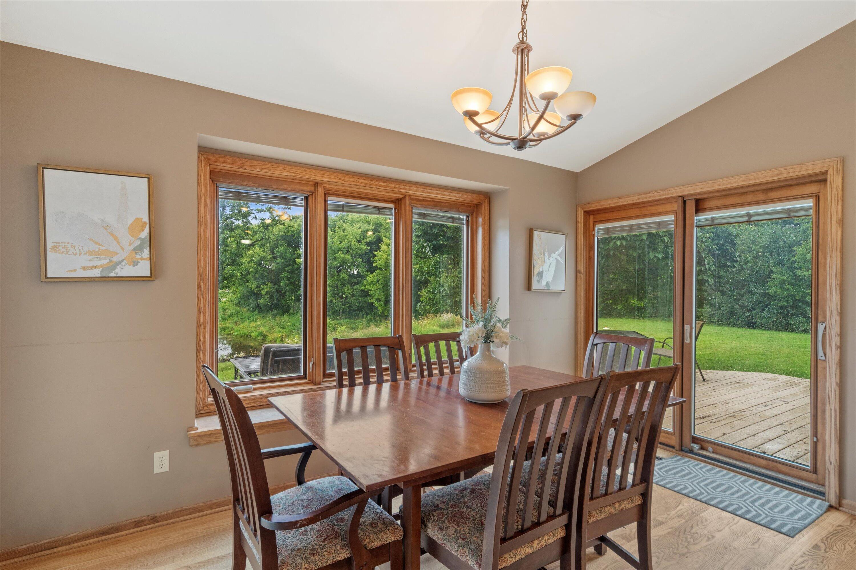 Wisconsin Lake Home for sale (MLS#: 1929420) at 2600  Whitby Ct, in Waukesha, Wisconsin. (12 of 48)