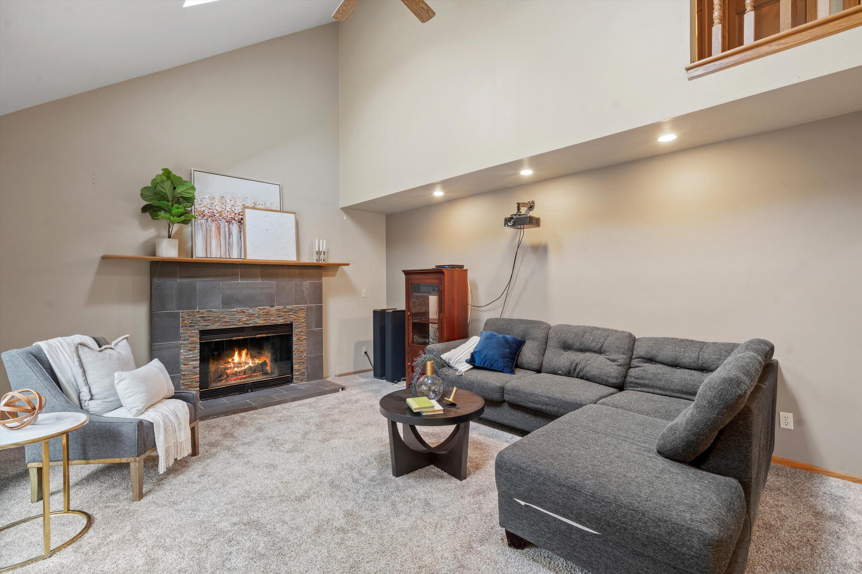 Wisconsin Lake Home for sale (MLS#: 1929420) at 2600  Whitby Ct, in Waukesha, Wisconsin. (17 of 48)
