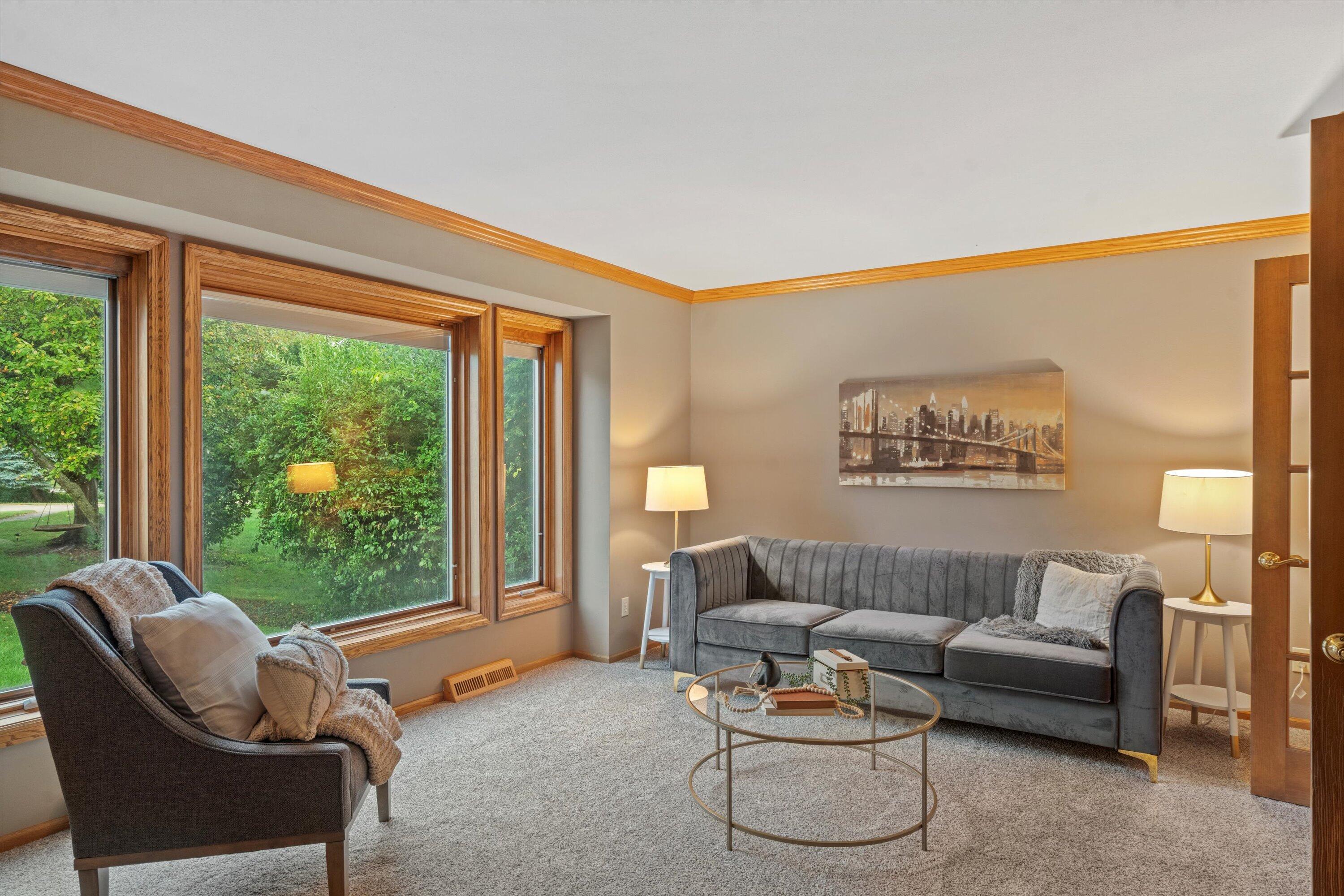 Wisconsin Lake Home for sale (MLS#: 1929420) at 2600  Whitby Ct, in Waukesha, Wisconsin. (6 of 48)