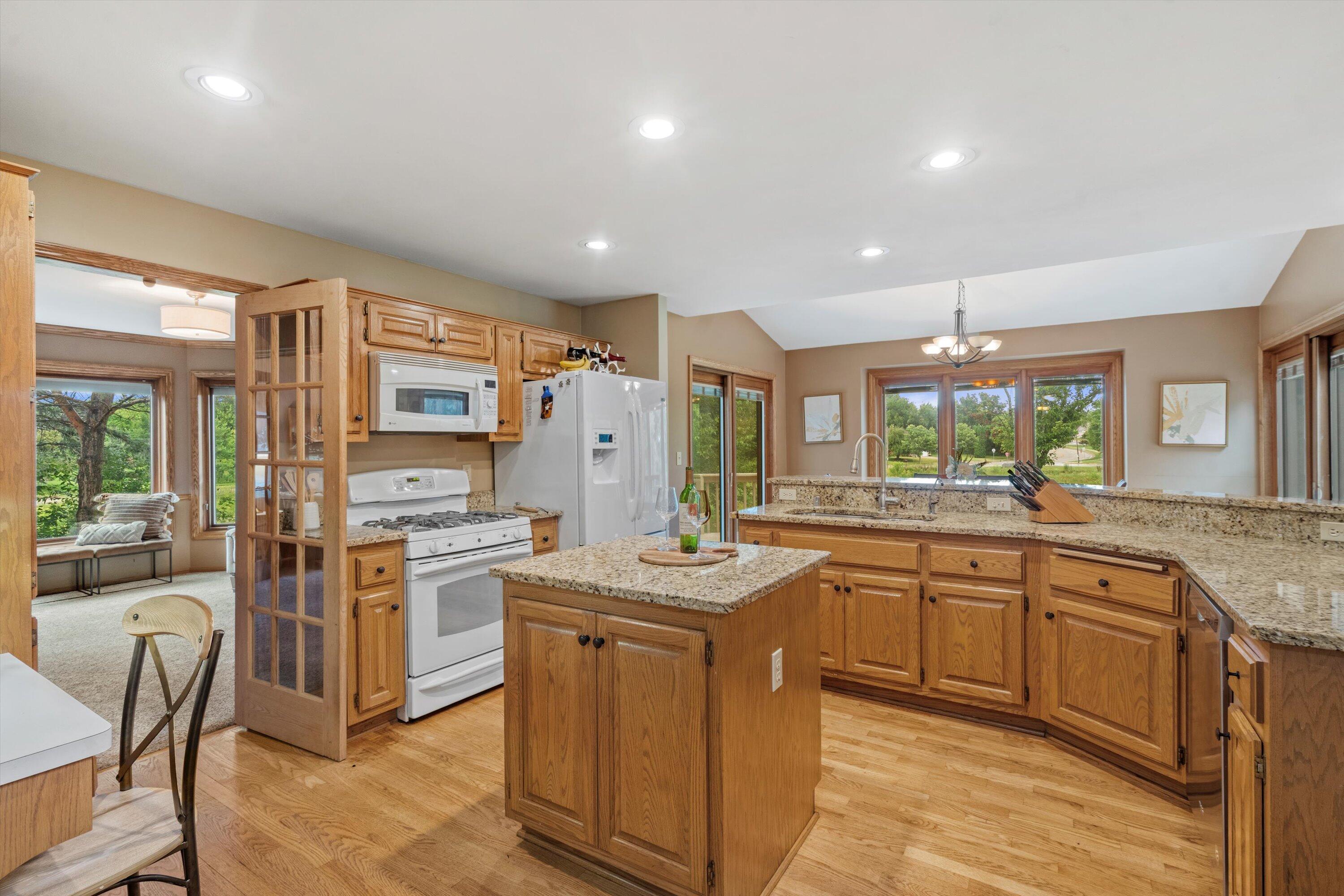 Wisconsin Lake Home for sale (MLS#: 1929420) at 2600  Whitby Ct, in Waukesha, Wisconsin. (8 of 48)