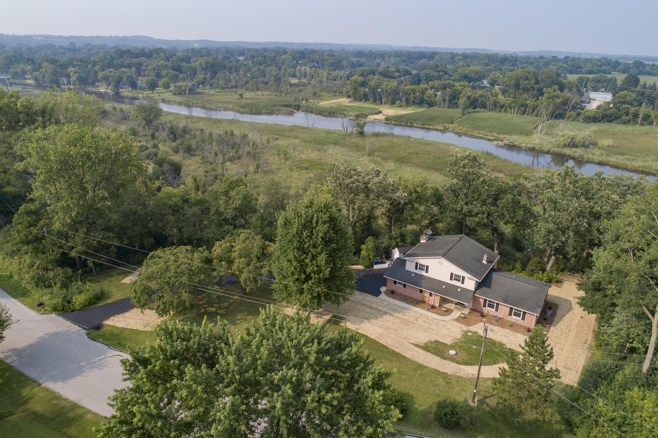 Wisconsin Lake Home for sale (MLS#: 1929446) at S95W23000  River Oaks Dr, in Vernon, Wisconsin. (1 of 51)