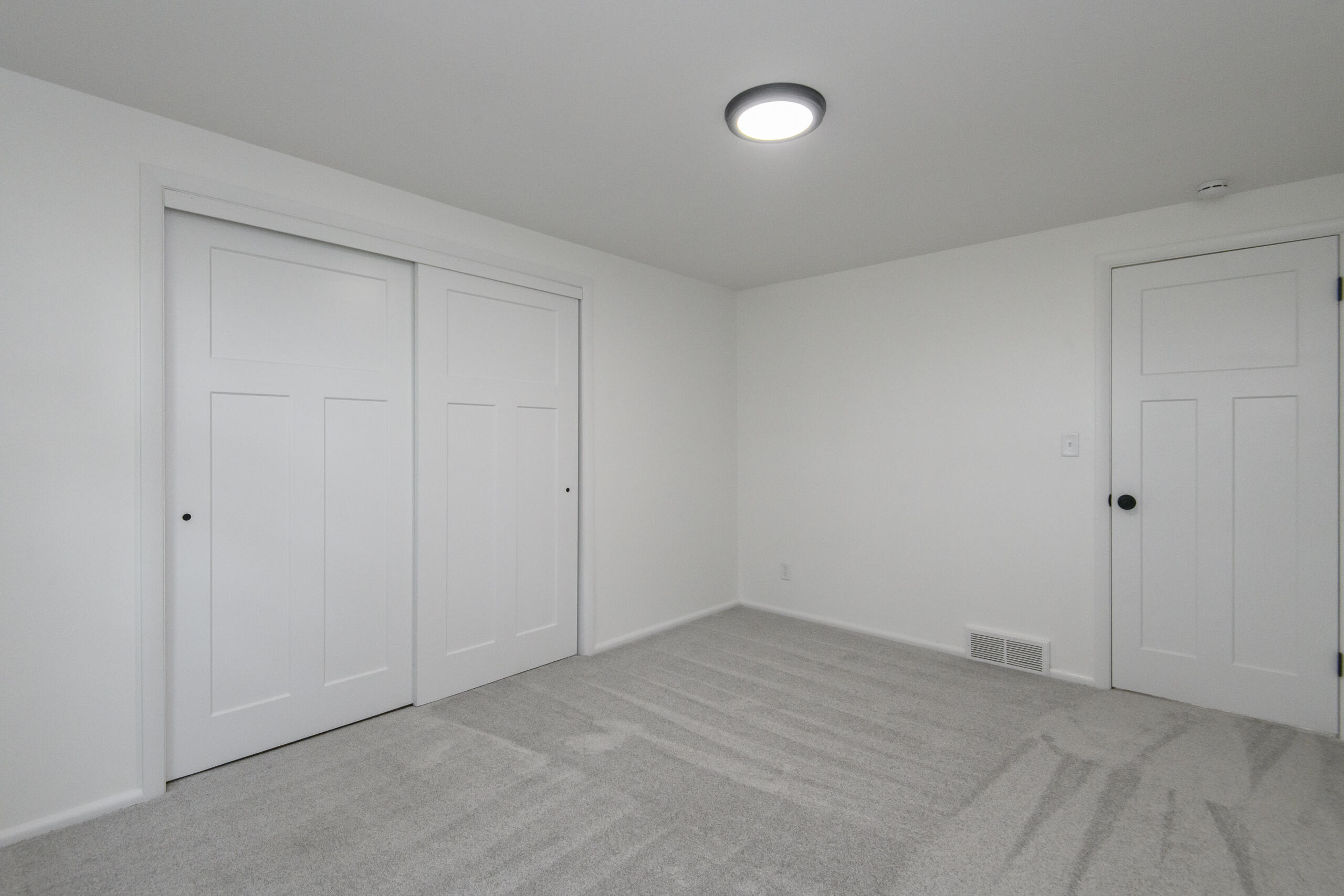 Wisconsin Lake Home for sale (MLS#: 1929446) at S95W23000  River Oaks Dr, in Vernon, Wisconsin. (24 of 51)