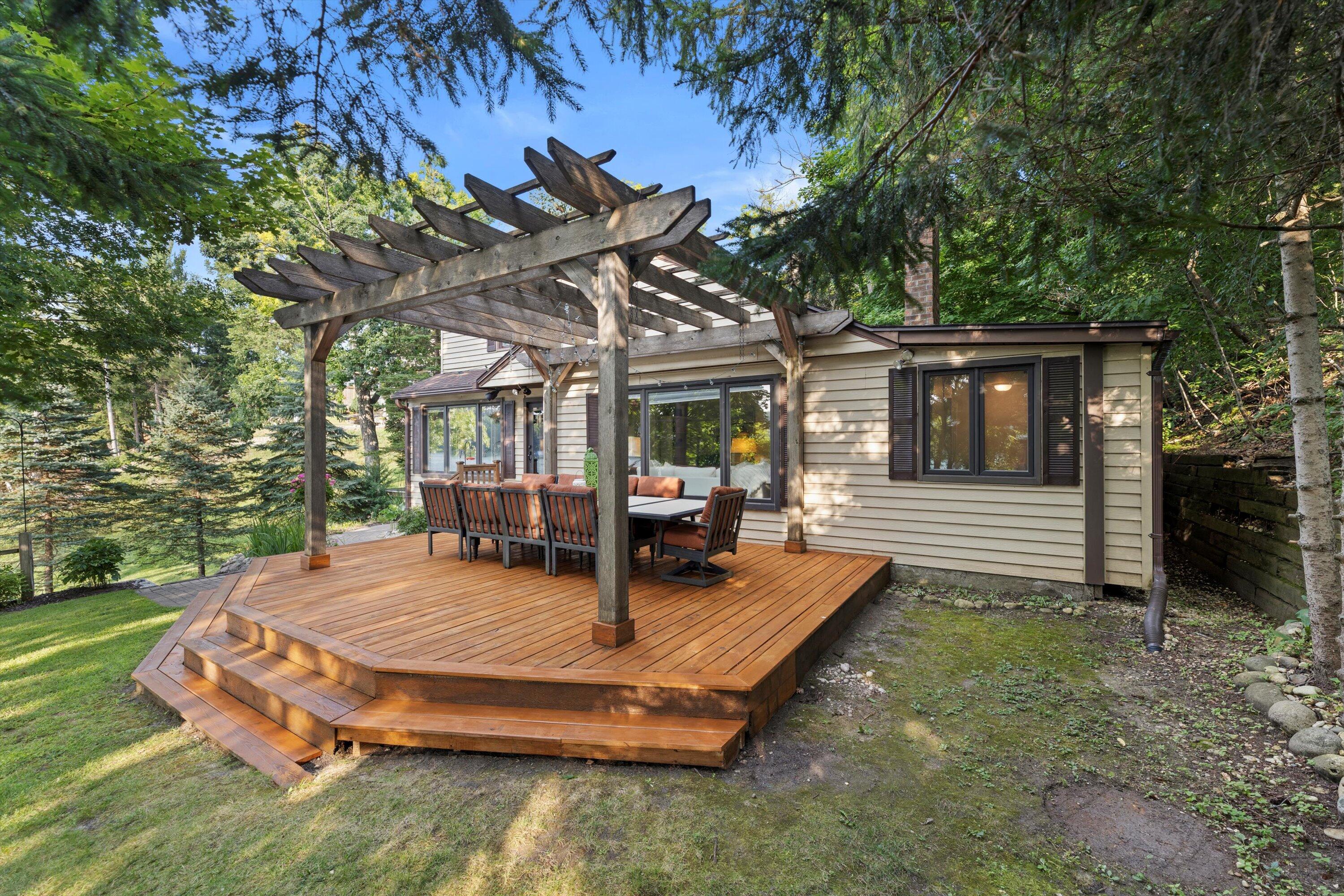Wisconsin Lake Home for sale (MLS#: 1929537) at W329N6495  Forest Dr, in Merton, Wisconsin. (23 of 62)