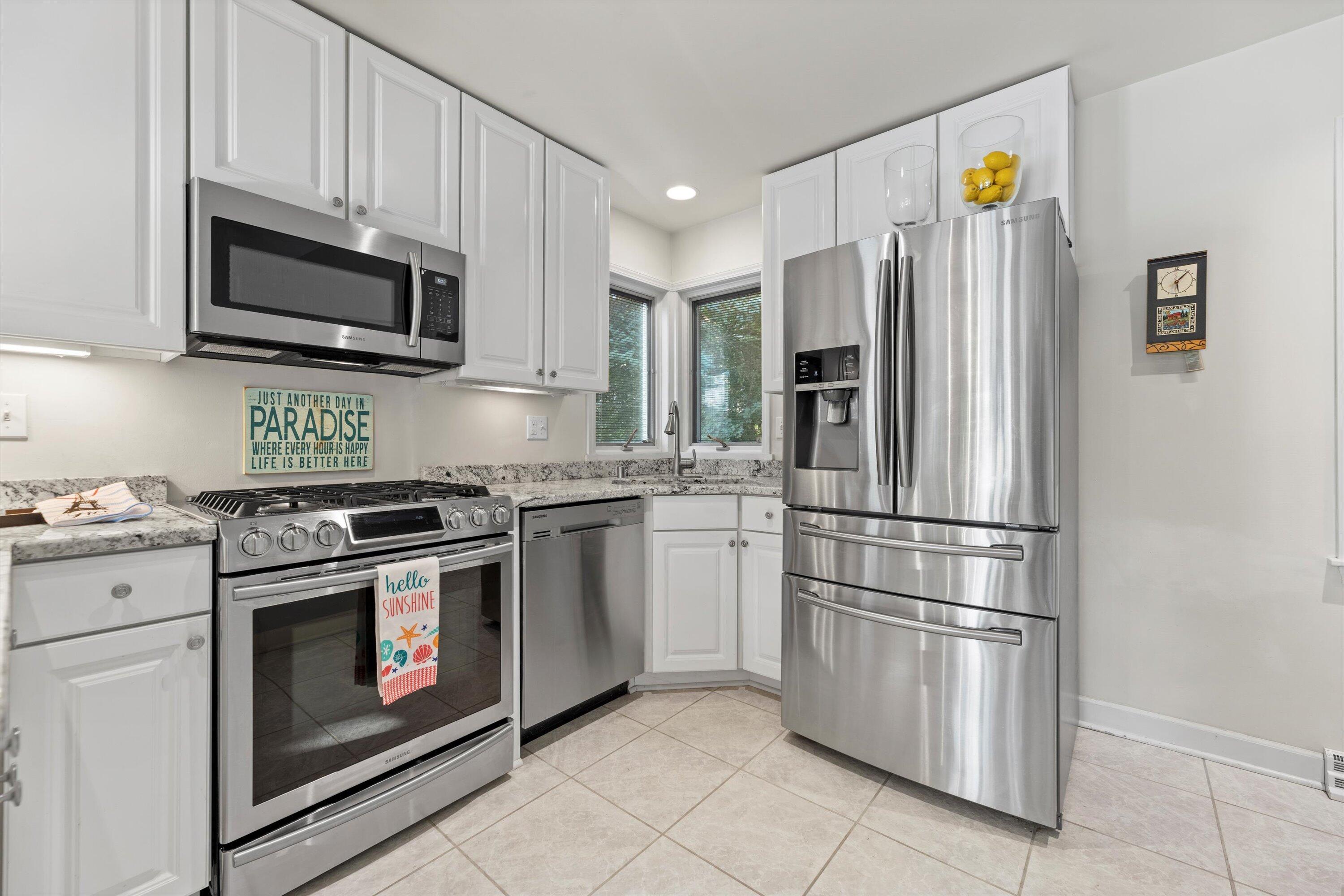 Wisconsin Lake Home for sale (MLS#: 1929537) at W329N6495  Forest Dr, in Merton, Wisconsin. (38 of 62)