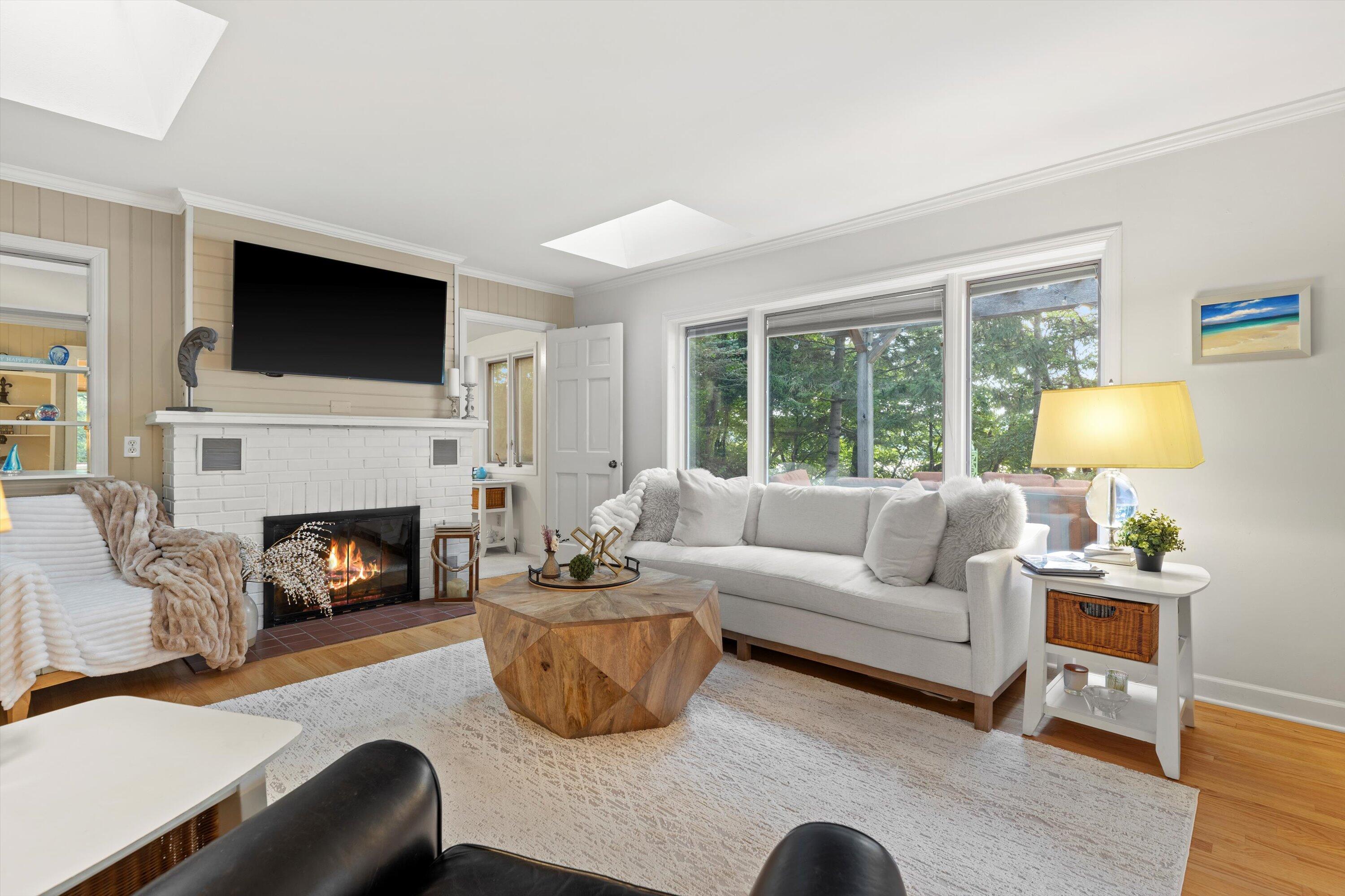 Wisconsin Lake Home for sale (MLS#: 1929537) at W329N6495  Forest Dr, in Merton, Wisconsin. (43 of 62)