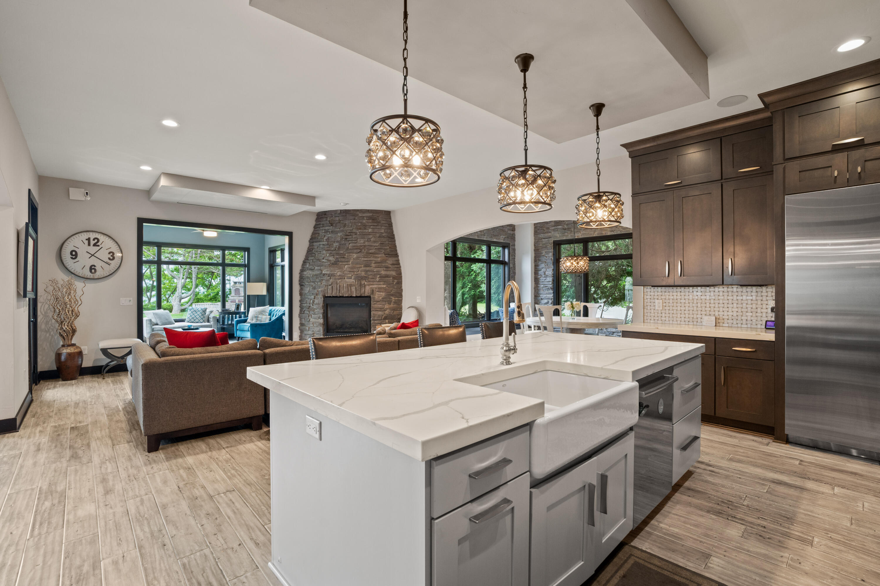 Wisconsin Lake Home for sale (MLS#: 1929642) at 12420 N Lake Shore Dr, in Mequon, Wisconsin. (16 of 88)