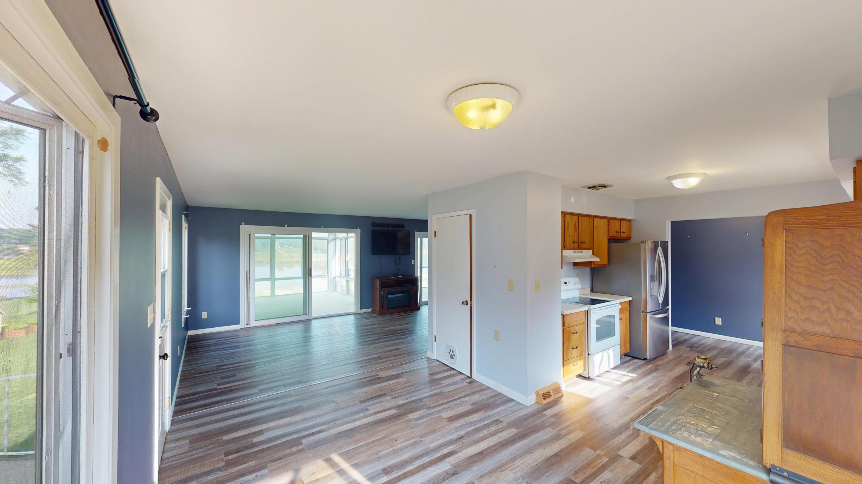 Wisconsin Lake Home for sale (MLS#: 1929661) at 17249  Lake Ct, in Galesville, Wisconsin. (14 of 59)