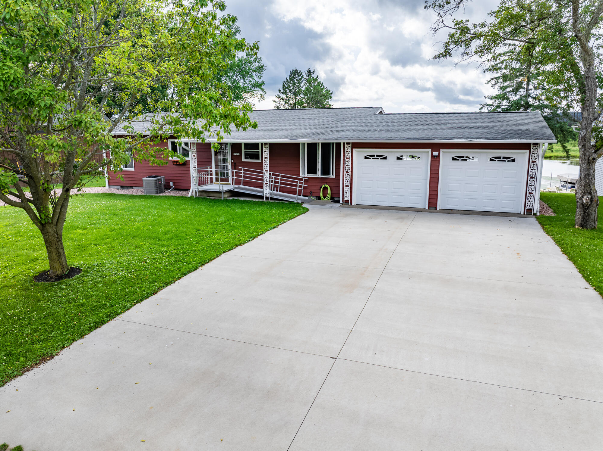 Wisconsin Lake Home for sale (MLS#: 1929661) at 17249  Lake Ct, in Galesville, Wisconsin. (55 of 59)
