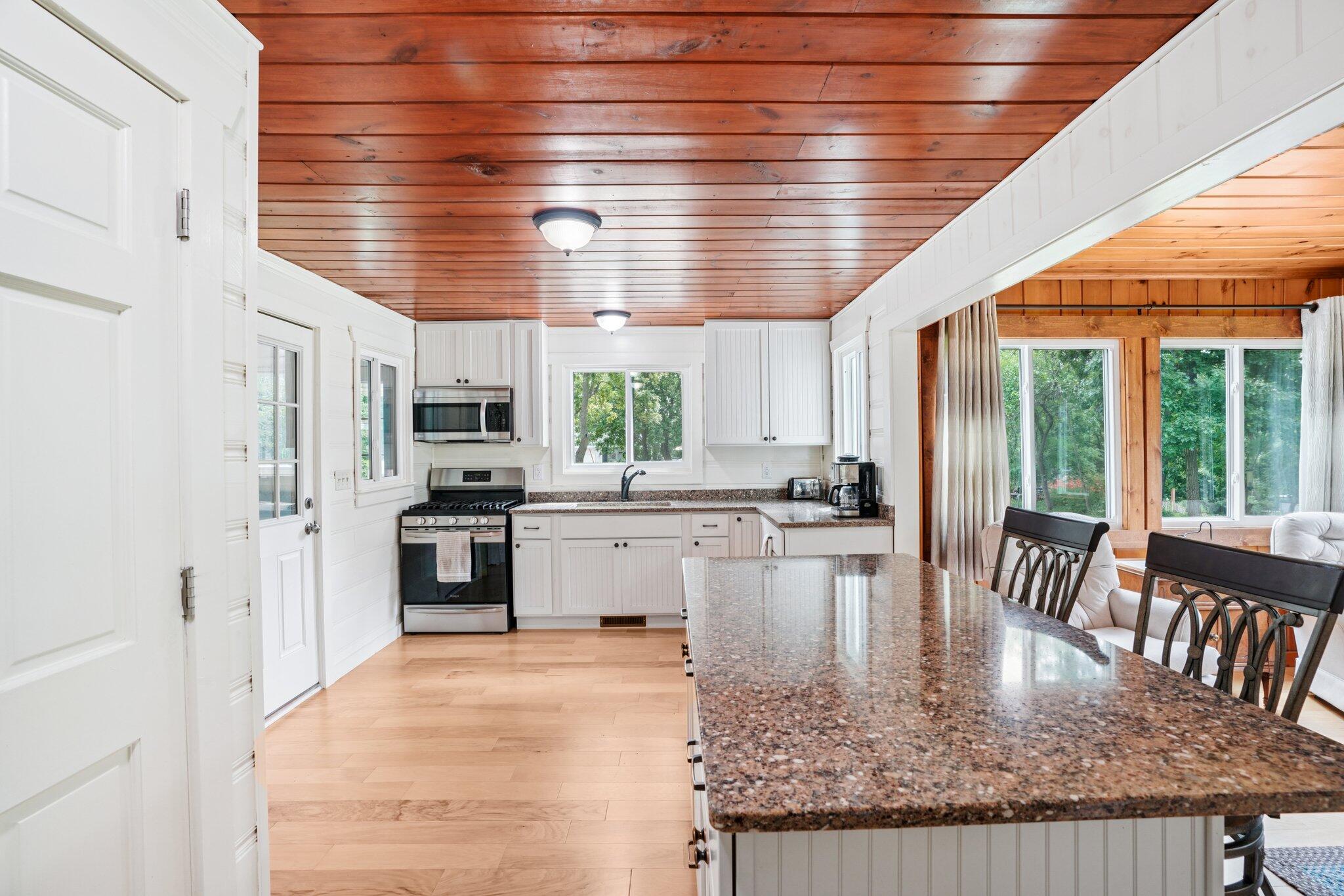Wisconsin Lake Home for sale (MLS#: 1929751) at N3219  Cherry Rd, in Geneva, Wisconsin. (12 of 56)