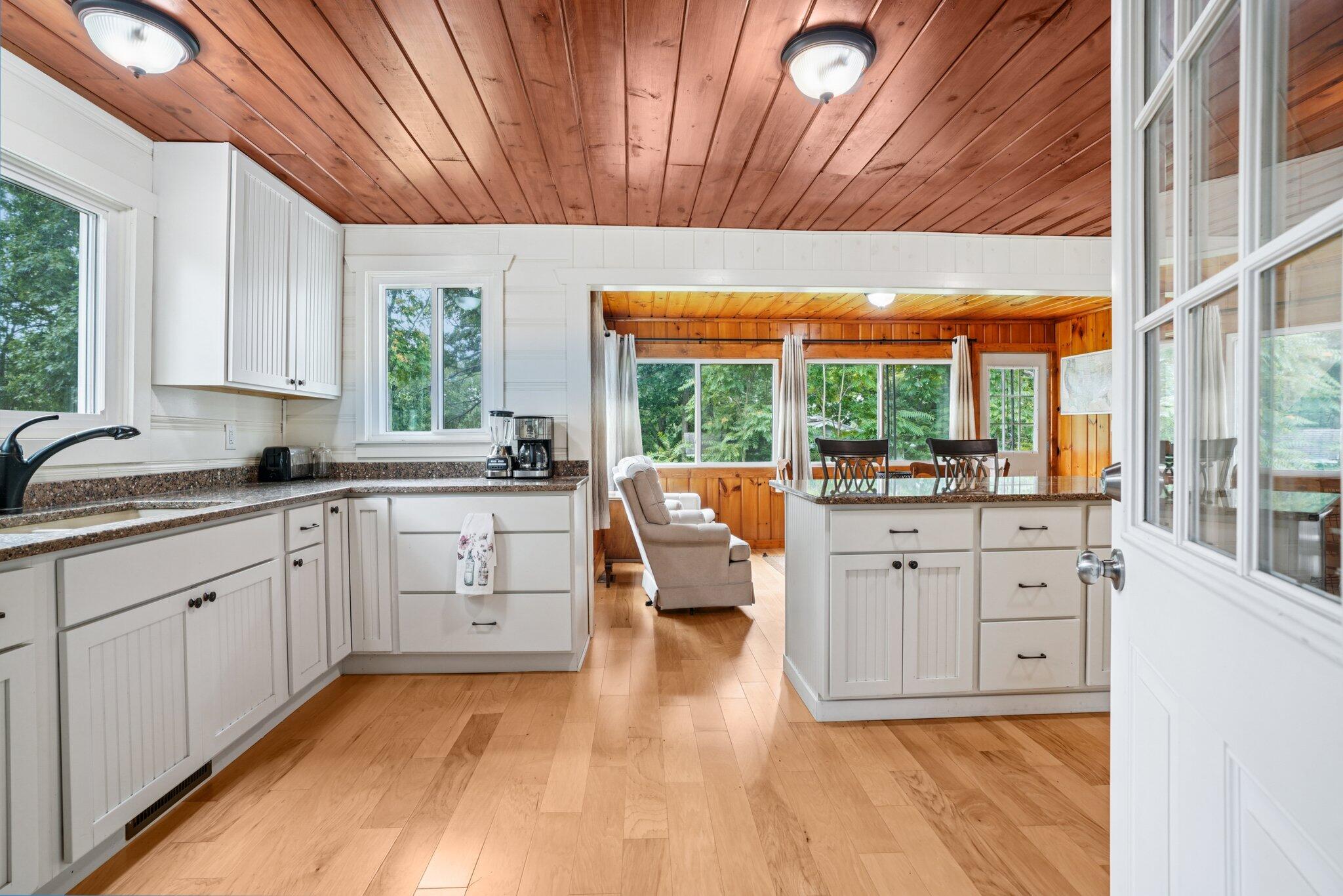 Wisconsin Lake Home for sale (MLS#: 1929751) at N3219  Cherry Rd, in Geneva, Wisconsin. (15 of 56)