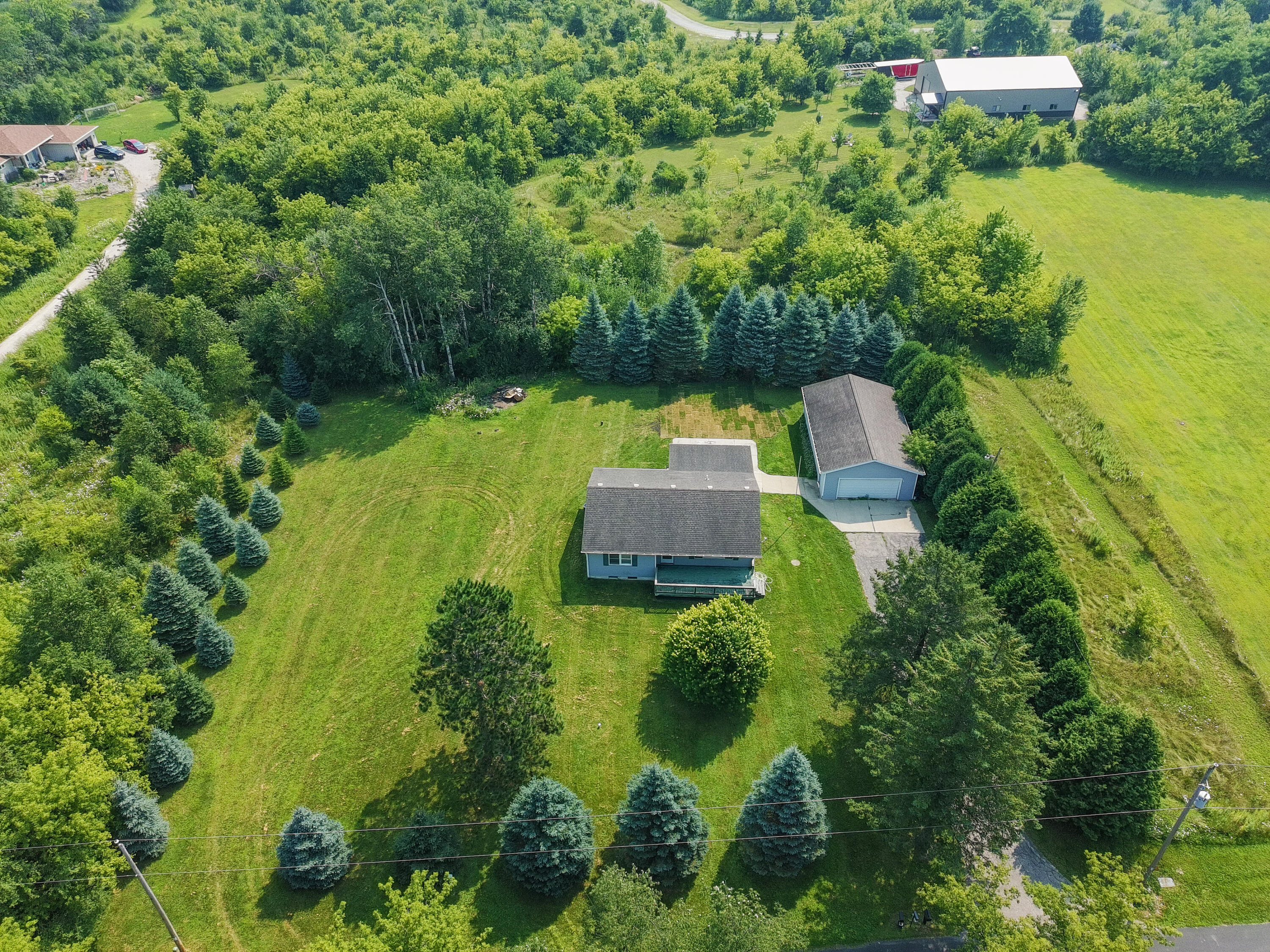 Wisconsin Lake Home for sale (MLS#: 1929927) at N7134  Poplar Ln, in Sugar Creek, Wisconsin. (2 of 31)