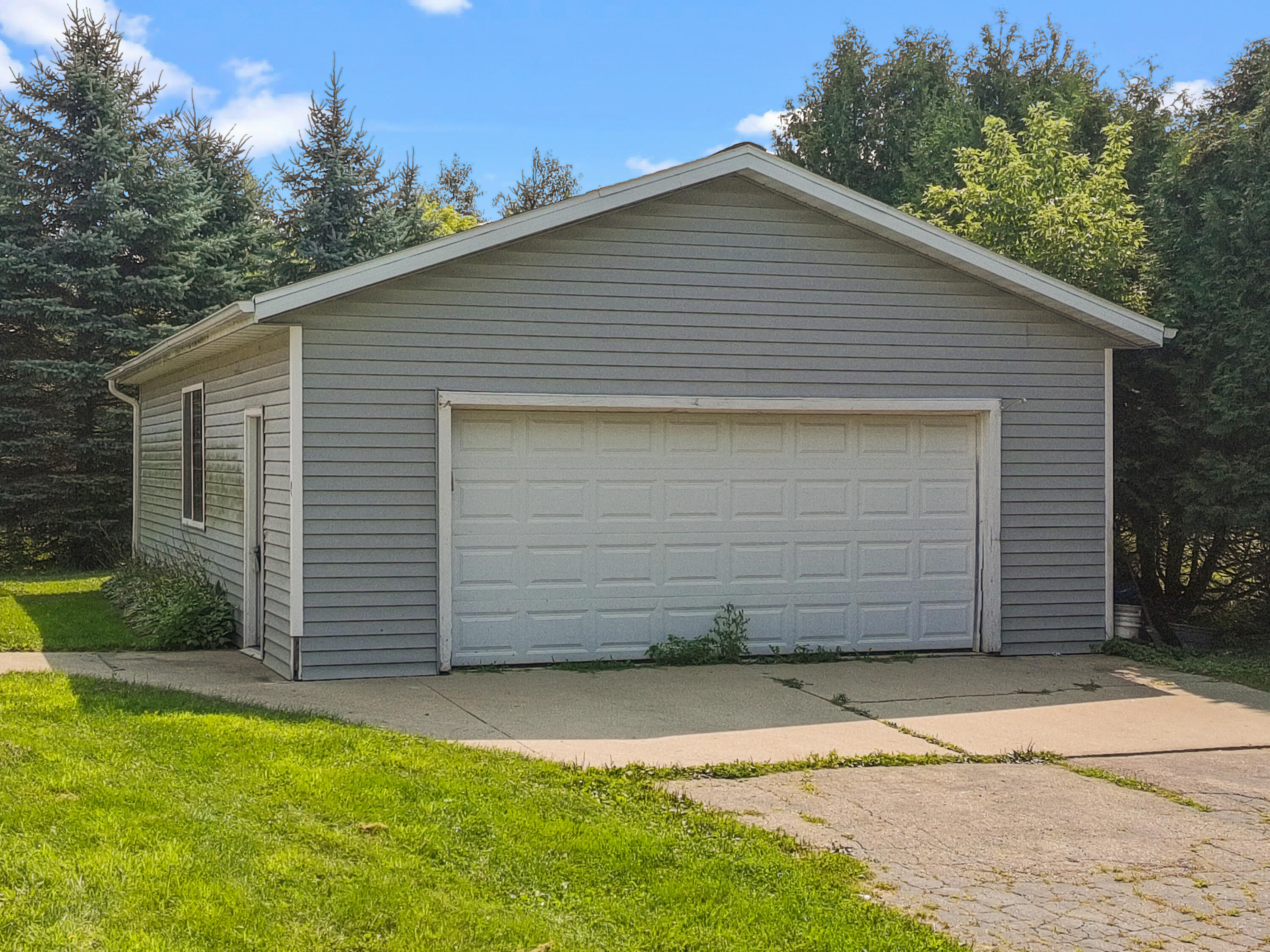 Wisconsin Lake Home for sale (MLS#: 1929927) at N7134  Poplar Ln, in Sugar Creek, Wisconsin. (22 of 31)
