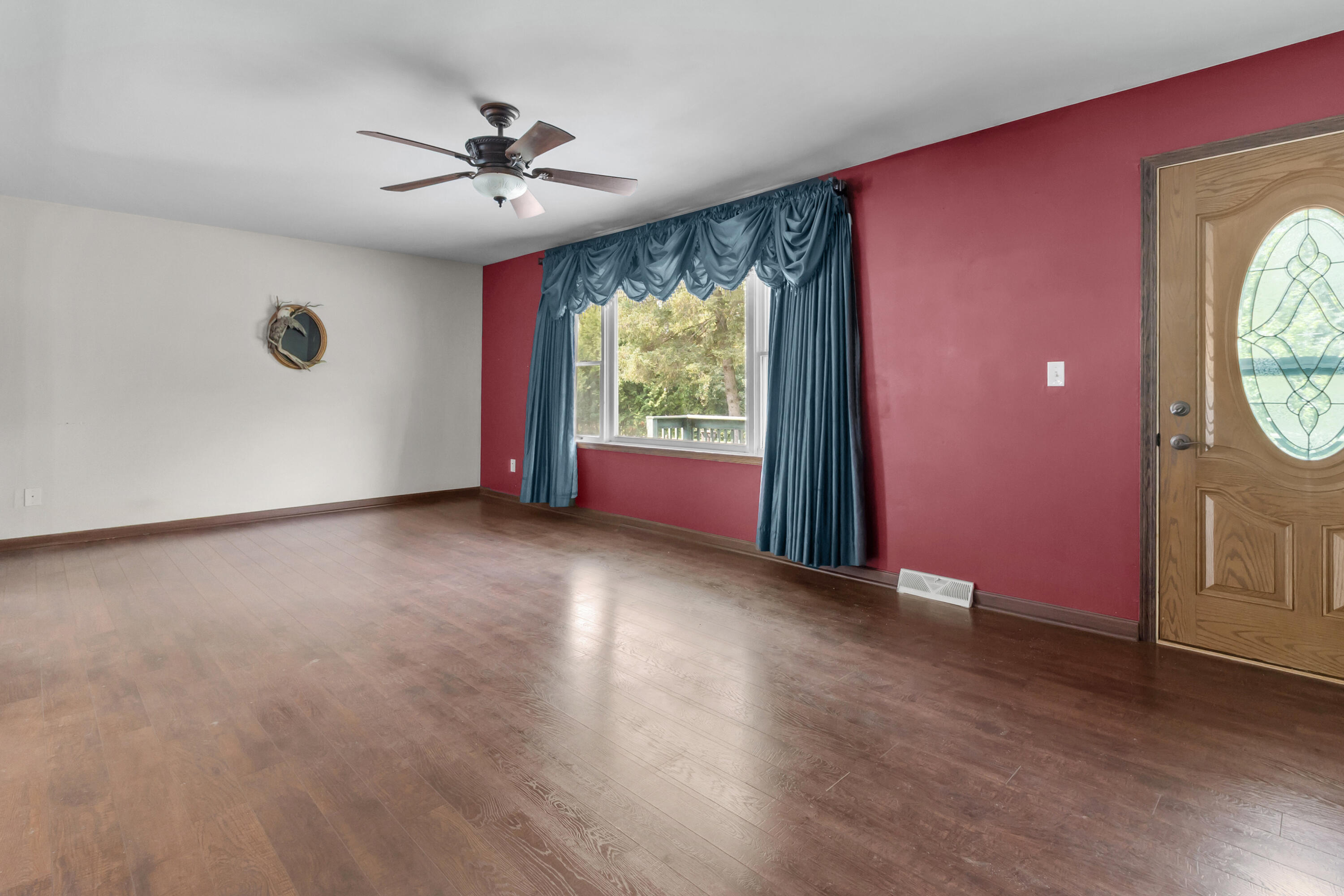 Wisconsin Lake Home for sale (MLS#: 1929927) at N7134  Poplar Ln, in Sugar Creek, Wisconsin. (10 of 31)