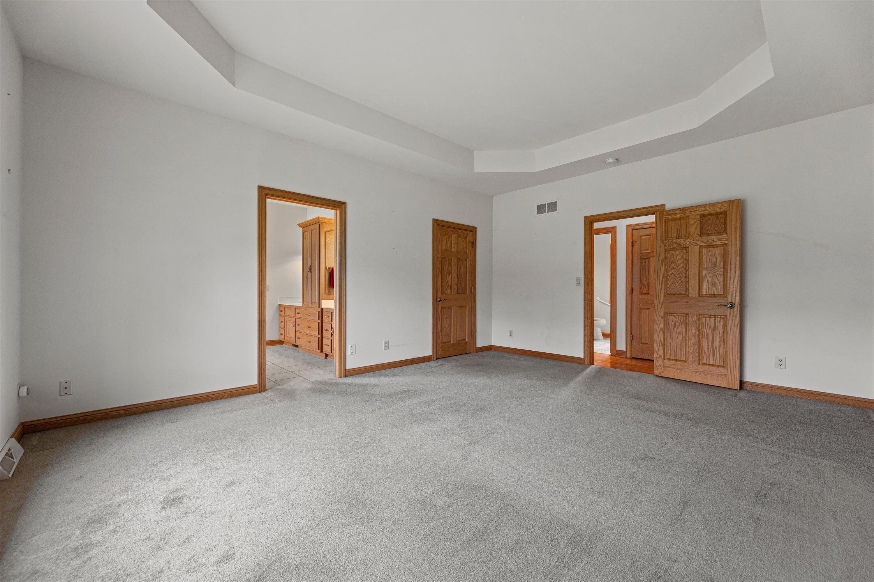 Wisconsin Lake Home for sale (MLS#: 1930044) at S94W23620  Kunzendorf Ct, in Vernon, Wisconsin. (15 of 68)