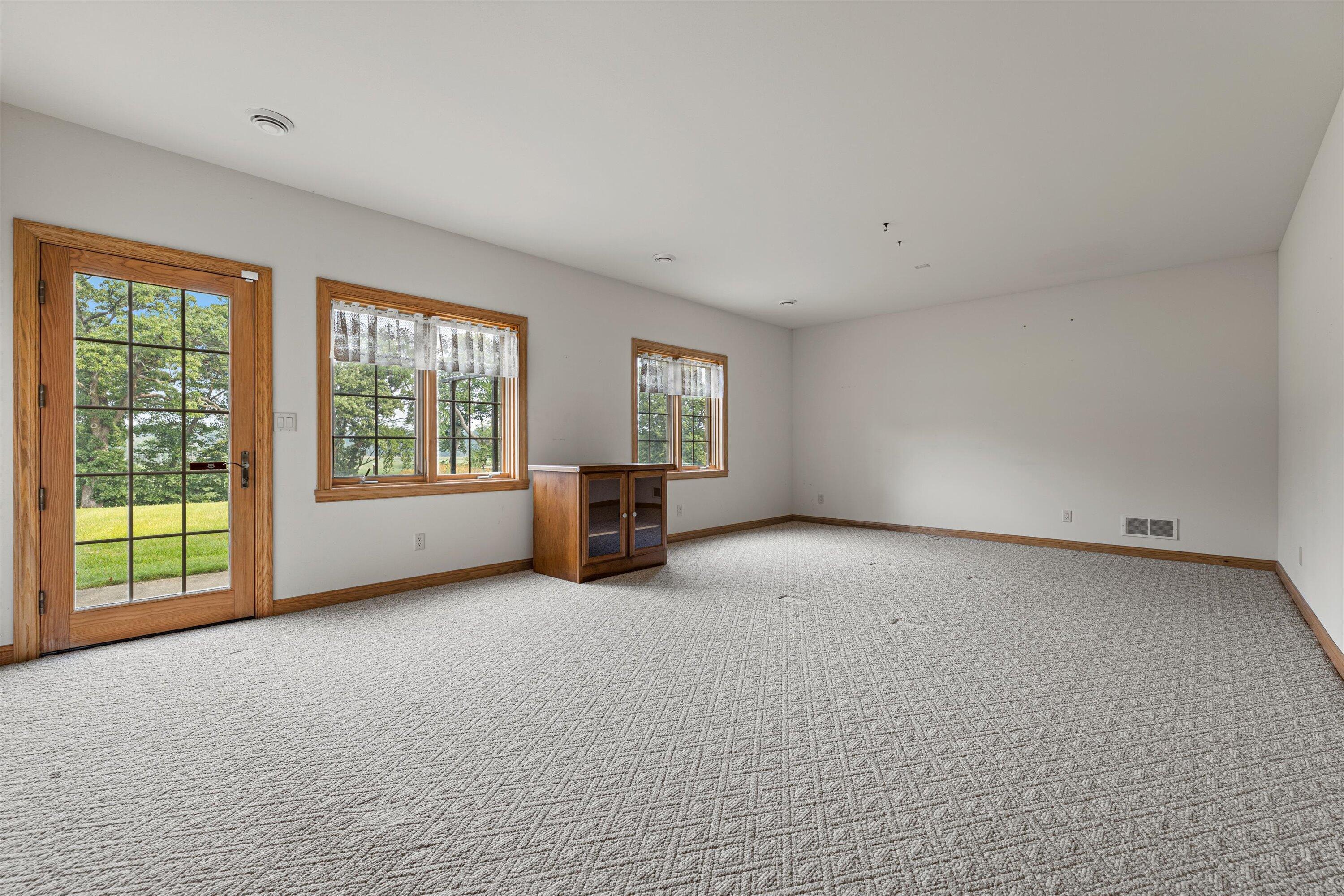 Wisconsin Lake Home for sale (MLS#: 1930044) at S94W23620  Kunzendorf Ct, in Vernon, Wisconsin. (20 of 68)