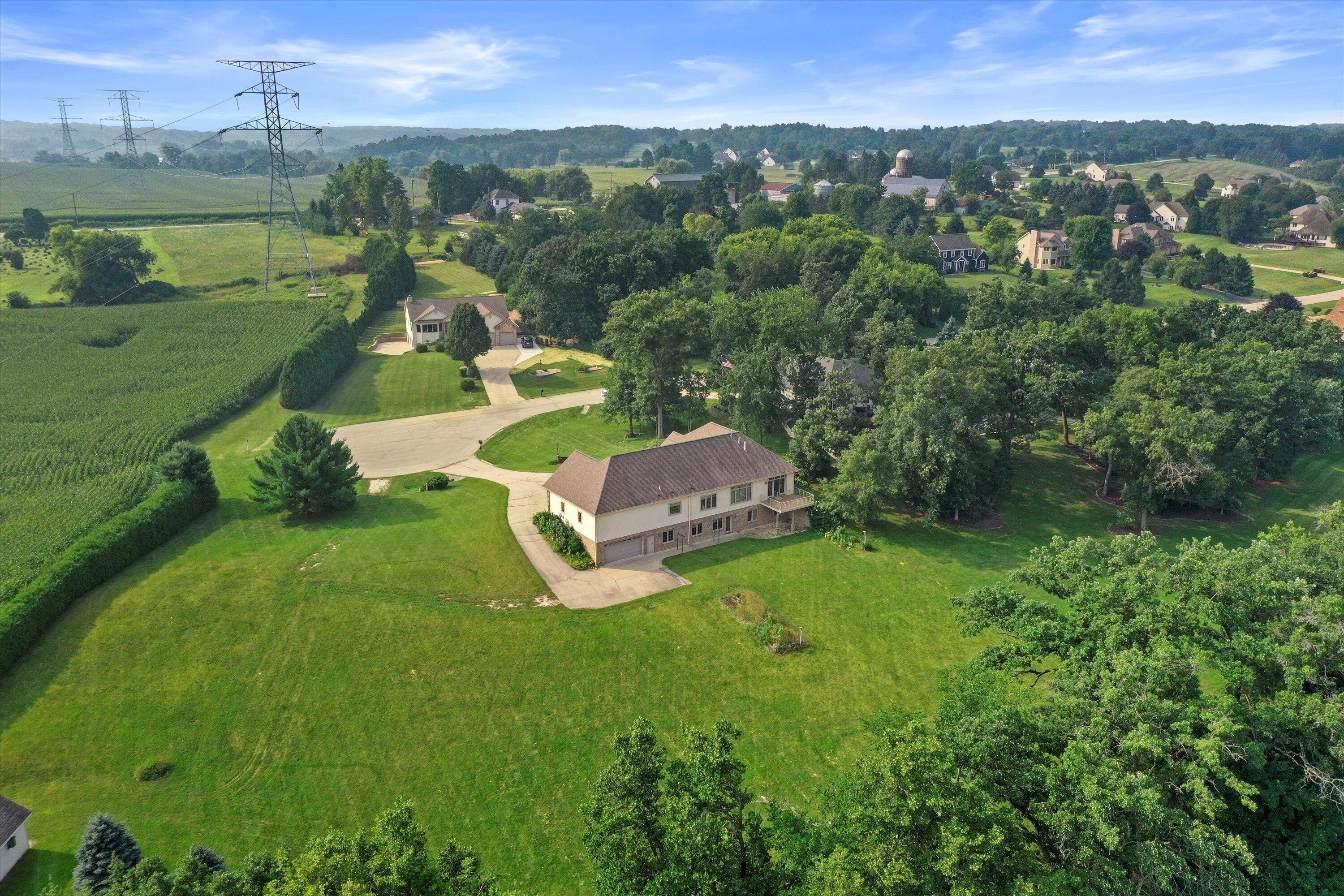 Wisconsin Lake Home for sale (MLS#: 1930044) at S94W23620  Kunzendorf Ct, in Vernon, Wisconsin. (51 of 68)