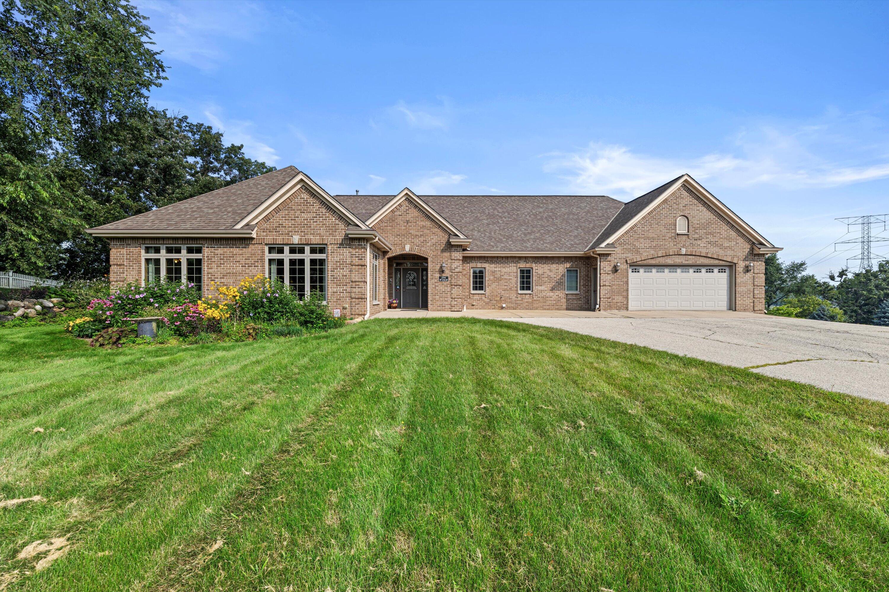Wisconsin Lake Home for sale (MLS#: 1930044) at S94W23620  Kunzendorf Ct, in Vernon, Wisconsin. (54 of 68)