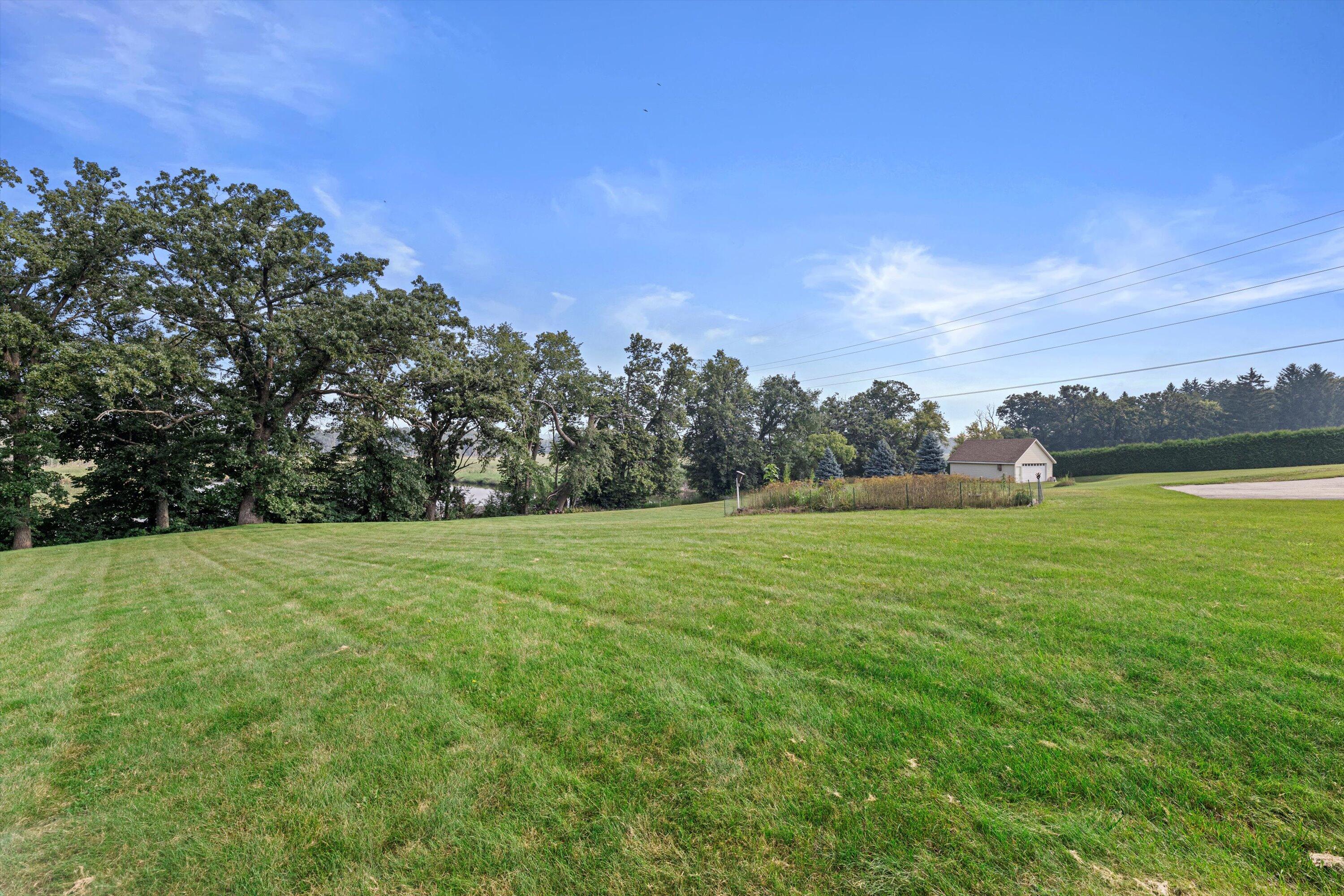 Wisconsin Lake Home for sale (MLS#: 1930044) at S94W23620  Kunzendorf Ct, in Vernon, Wisconsin. (61 of 68)