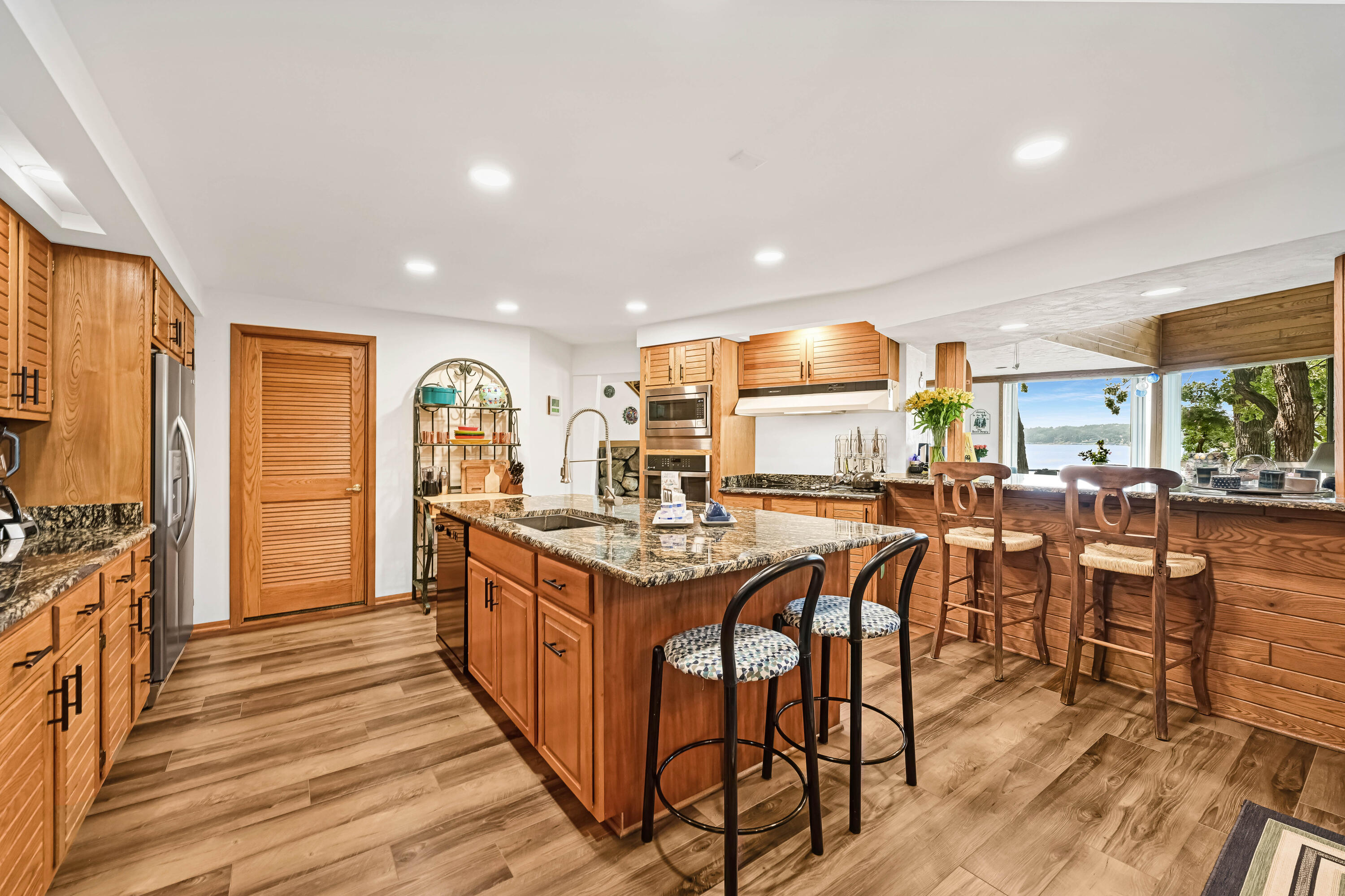 Wisconsin Lake Home for sale (MLS#: 1930196) at N7641  Ridge Rd, in Whitewater, Wisconsin. (12 of 40)