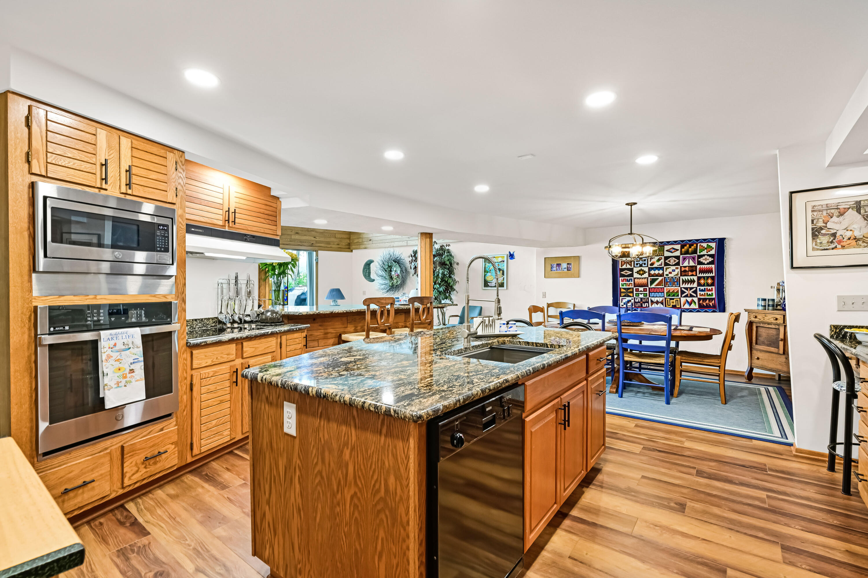 Wisconsin Lake Home for sale (MLS#: 1930196) at N7641  Ridge Rd, in Whitewater, Wisconsin. (21 of 40)