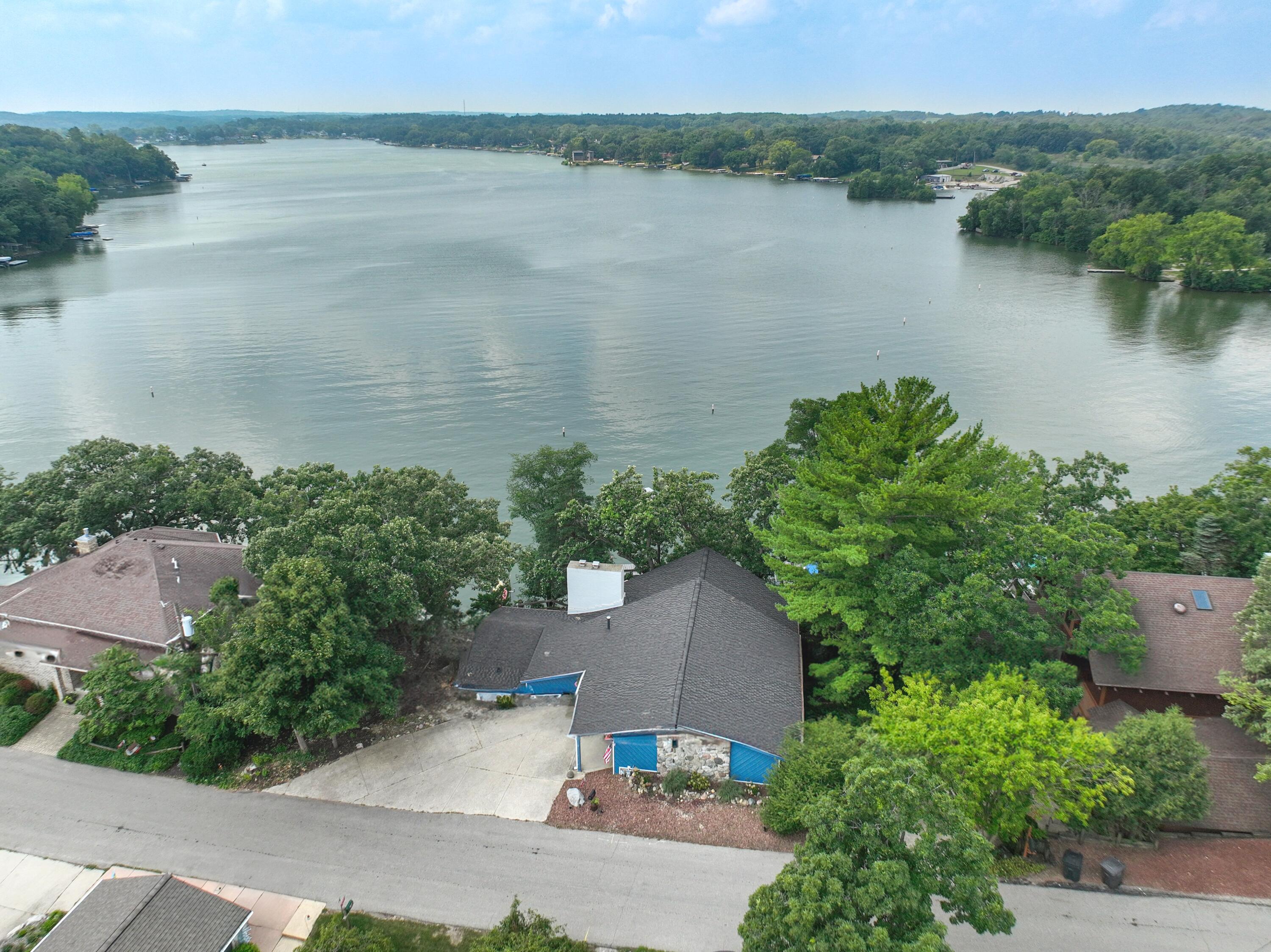 Wisconsin Lake Home for sale (MLS#: 1930196) at N7641  Ridge Rd, in Whitewater, Wisconsin. (7 of 40)