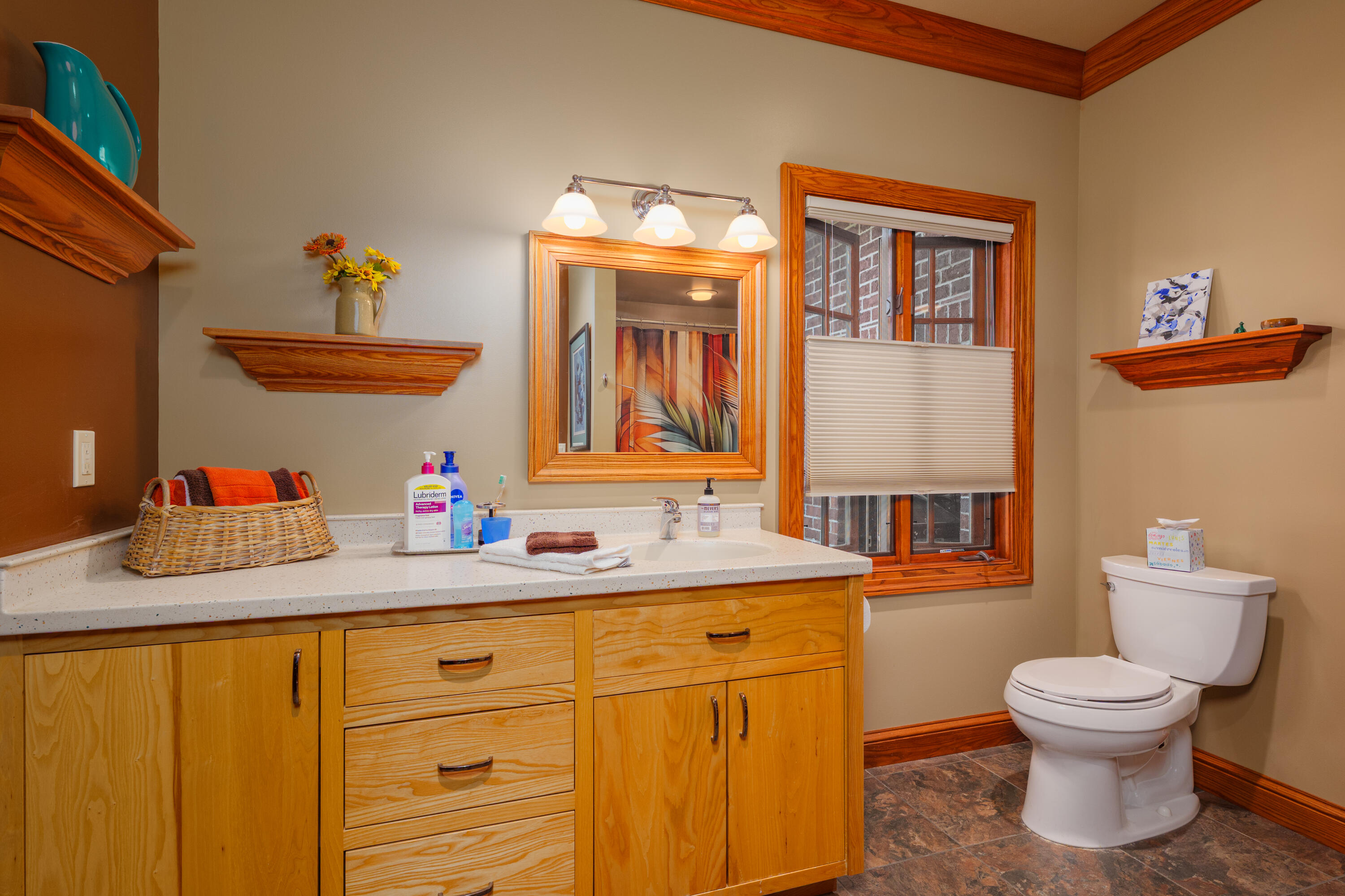 Wisconsin Lake Home for sale (MLS#: 1930270) at 3520  Pleasant Ln, in Mount Pleasant, Wisconsin. (37 of 95)