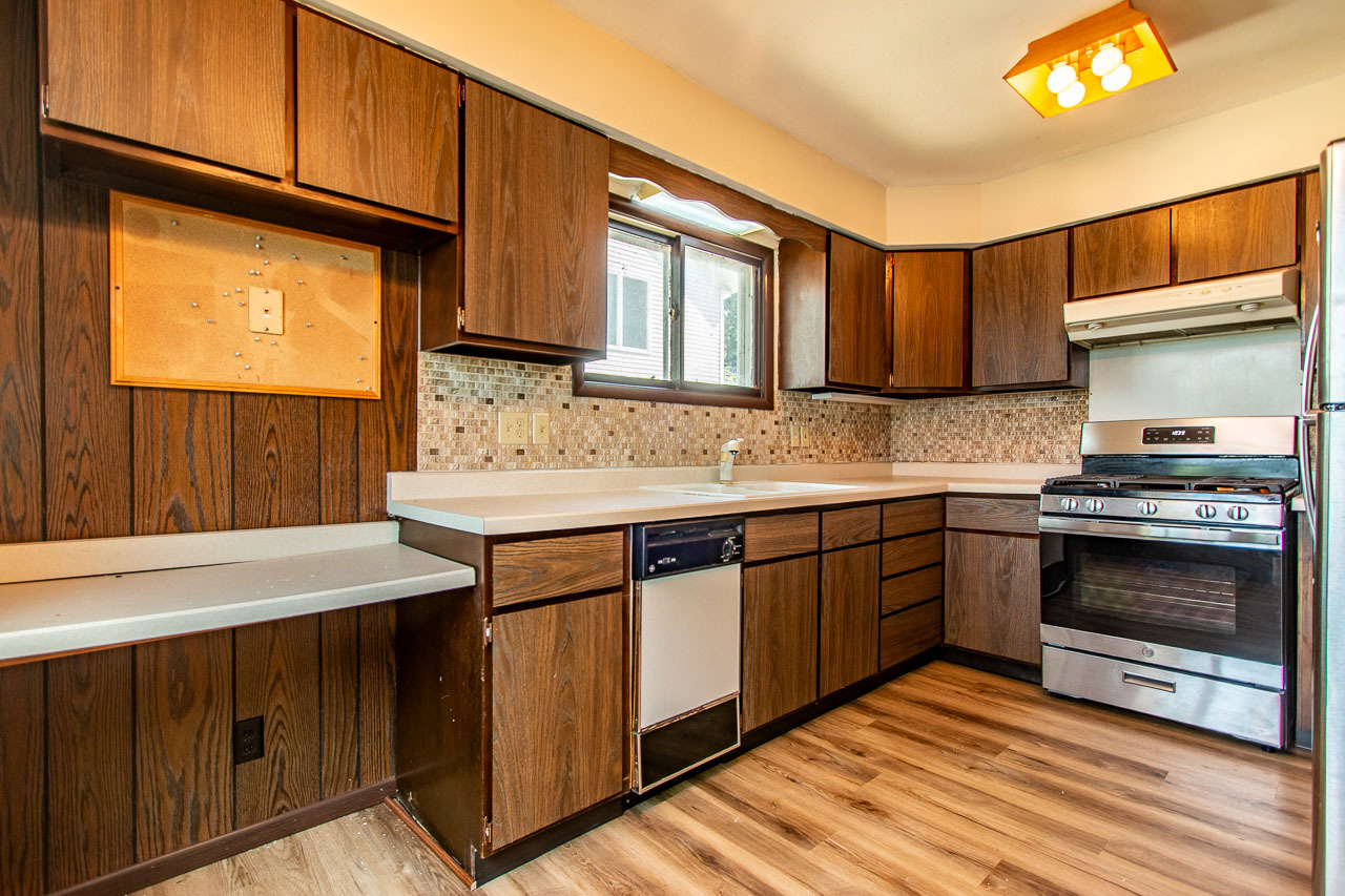 Wisconsin Lake Home for sale (MLS#: 1930427) at N4973  Lake Dr, in Hubbard, Wisconsin. (11 of 20)