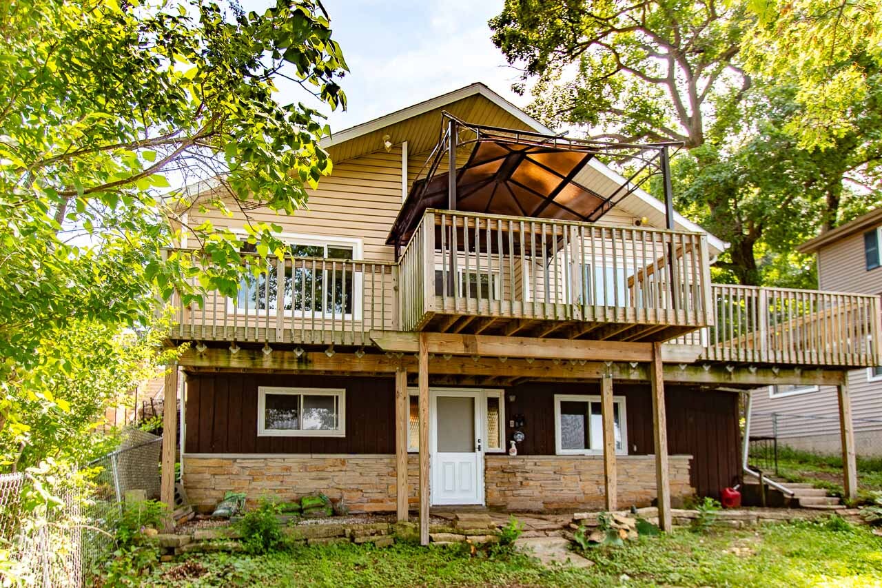Wisconsin Lake Home for sale (MLS#: 1930427) at N4973  Lake Dr, in Hubbard, Wisconsin. (3 of 20)