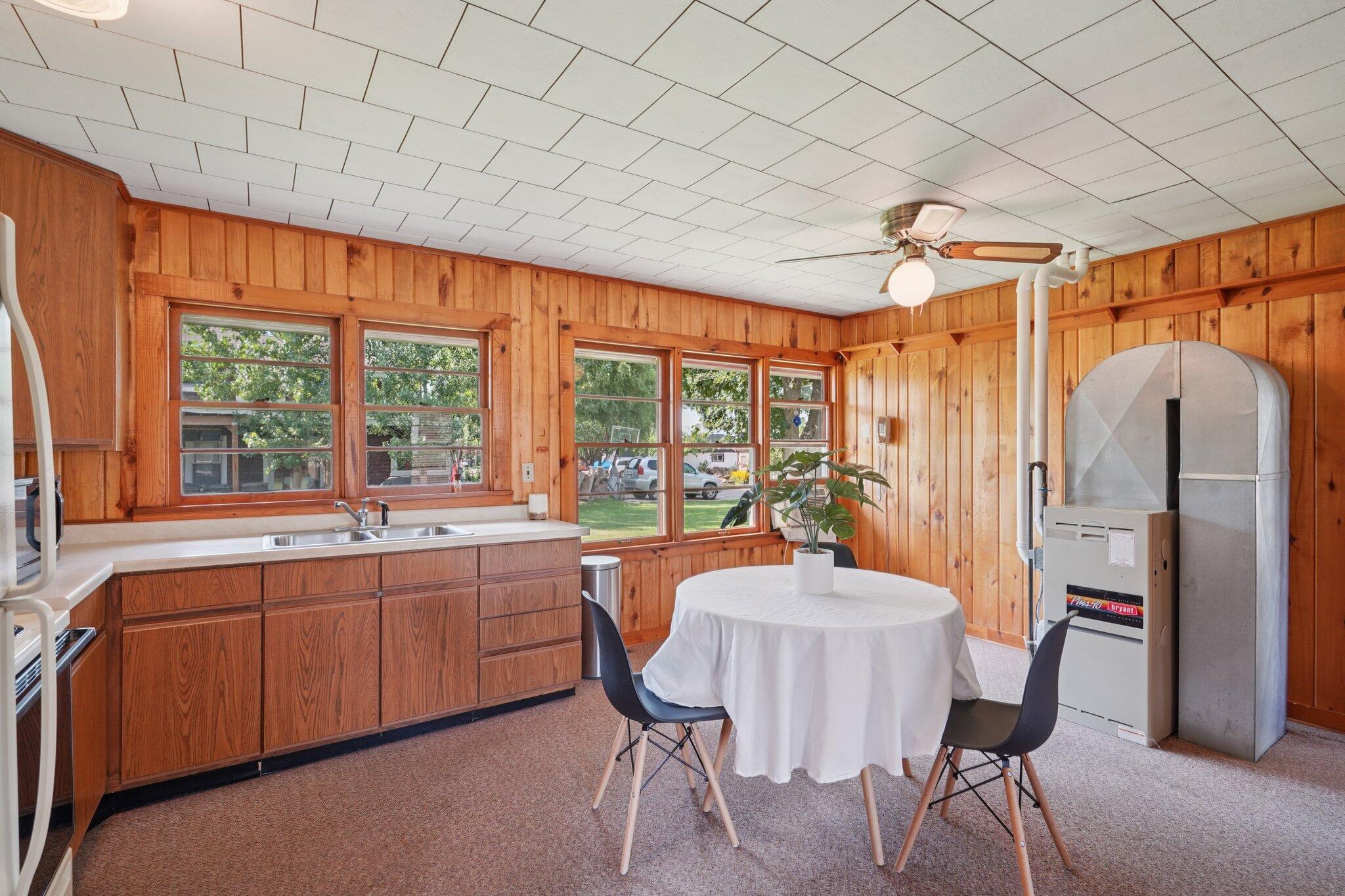 Wisconsin Lake Home for sale (MLS#: 1930442) at W8135  Elm Point Rd, in Lake Mills, Wisconsin. (11 of 53)