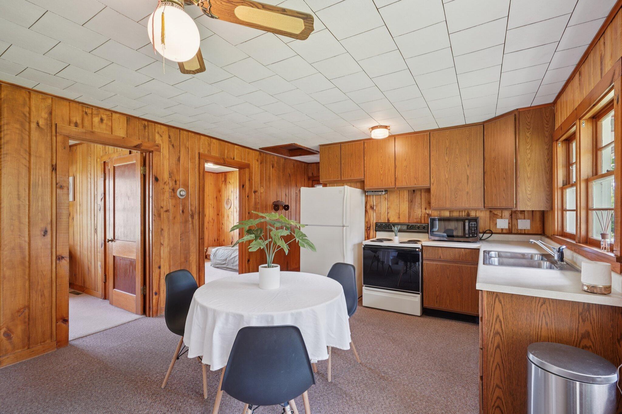Wisconsin Lake Home for sale (MLS#: 1930442) at W8135  Elm Point Rd, in Lake Mills, Wisconsin. (12 of 53)
