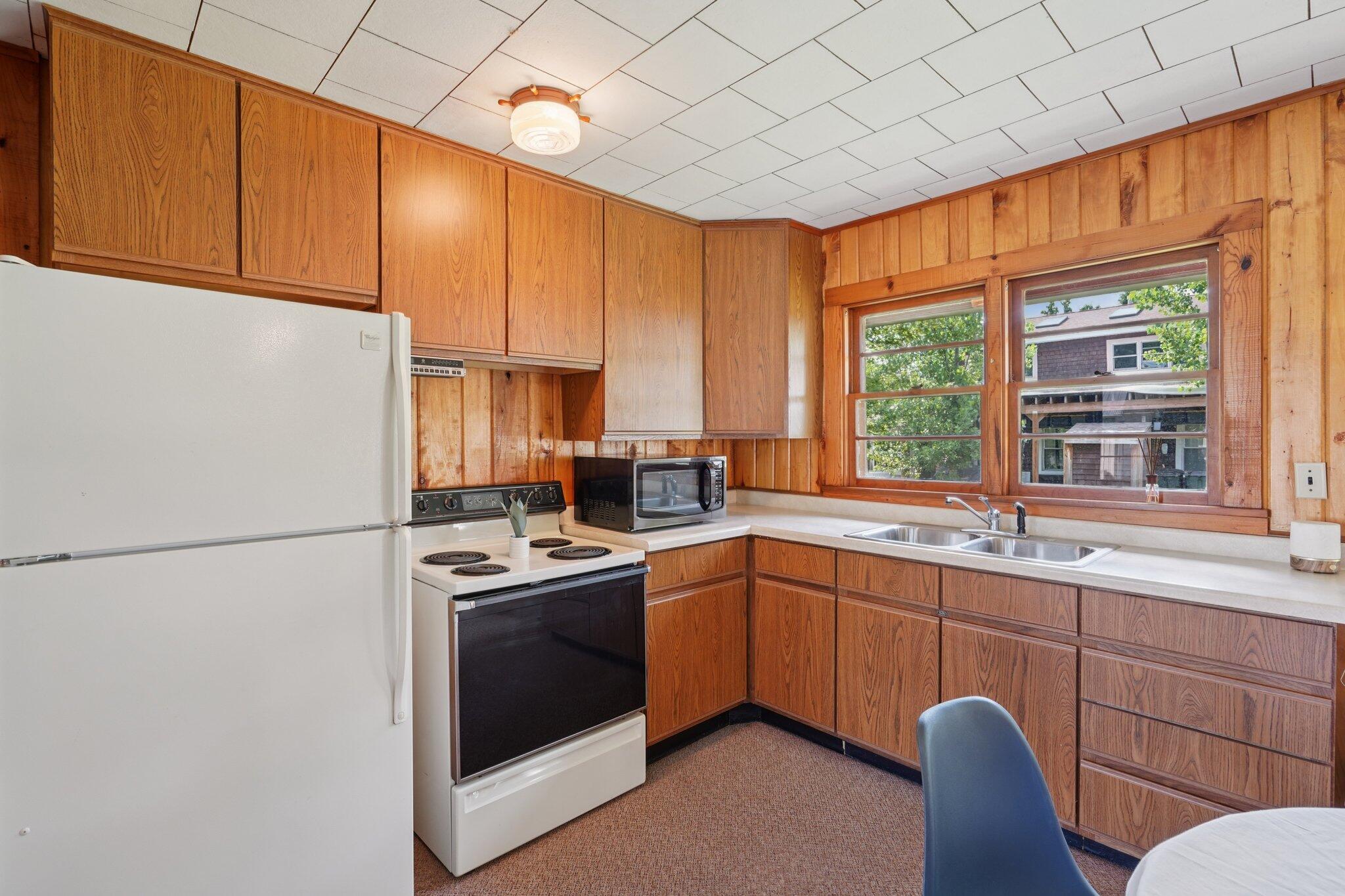 Wisconsin Lake Home for sale (MLS#: 1930442) at W8135  Elm Point Rd, in Lake Mills, Wisconsin. (16 of 53)