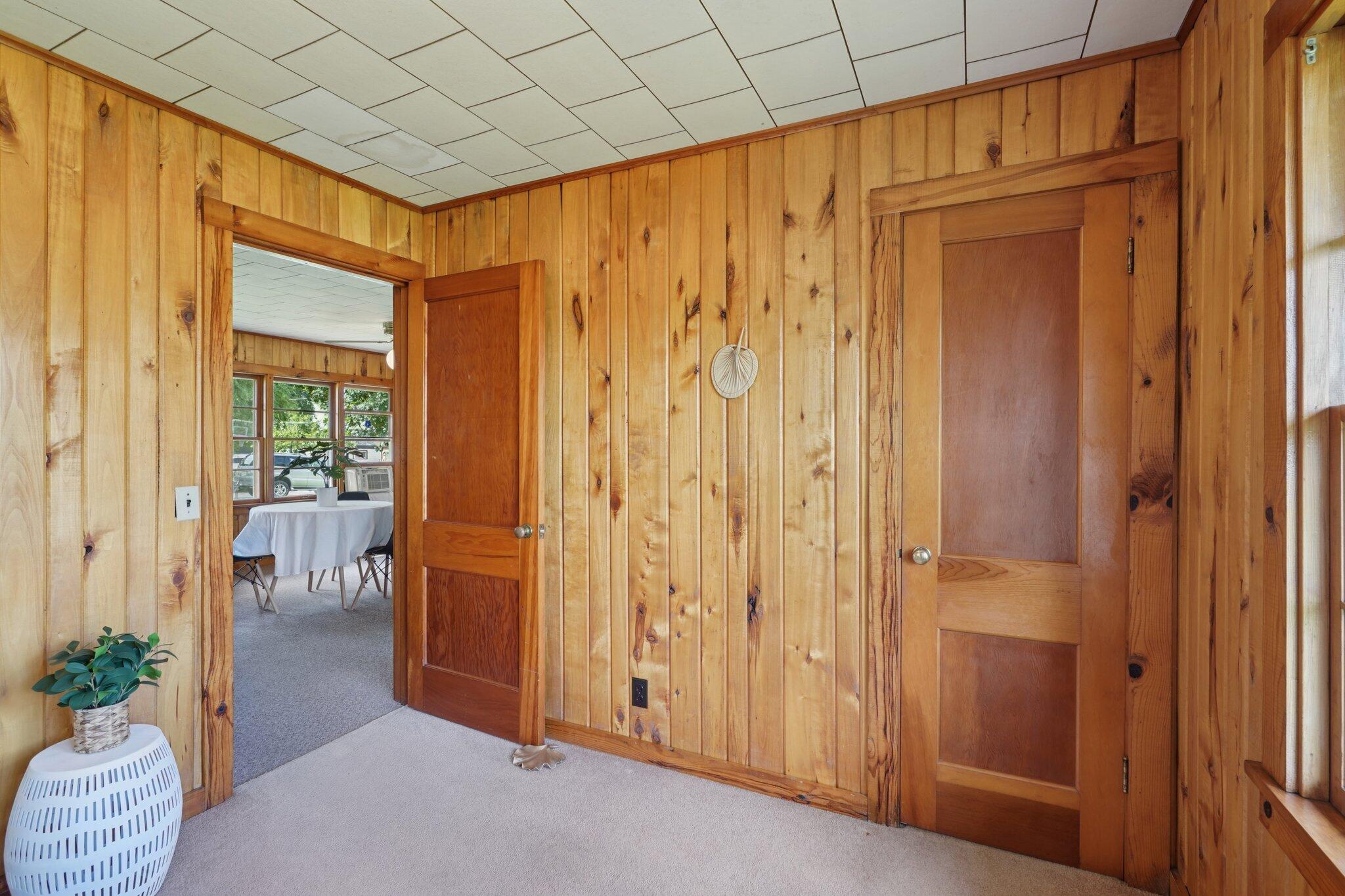 Wisconsin Lake Home for sale (MLS#: 1930442) at W8135  Elm Point Rd, in Lake Mills, Wisconsin. (21 of 53)