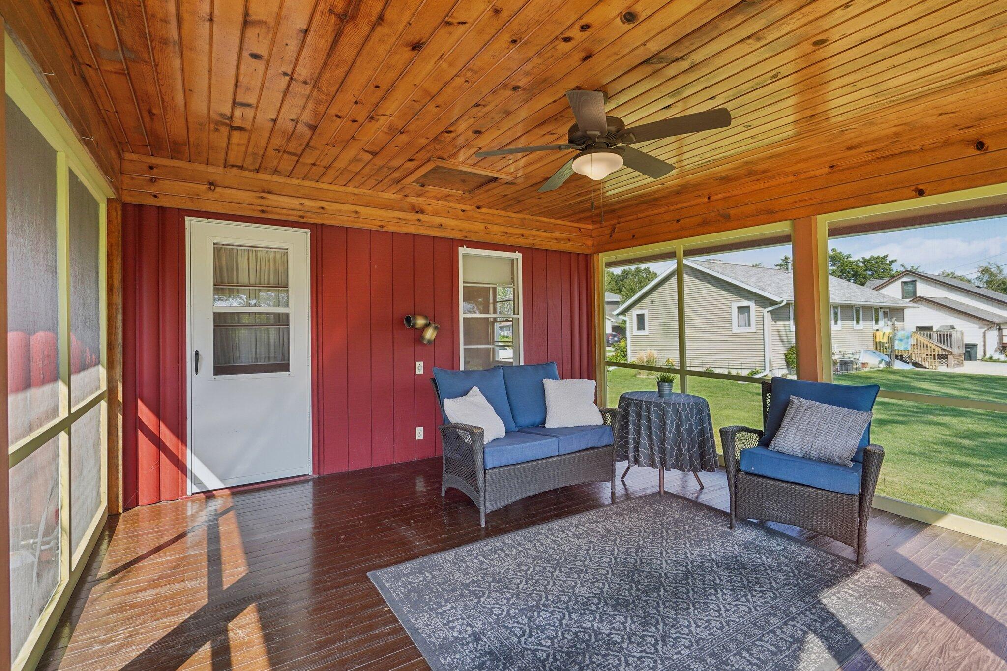 Wisconsin Lake Home for sale (MLS#: 1930442) at W8135  Elm Point Rd, in Lake Mills, Wisconsin. (25 of 53)