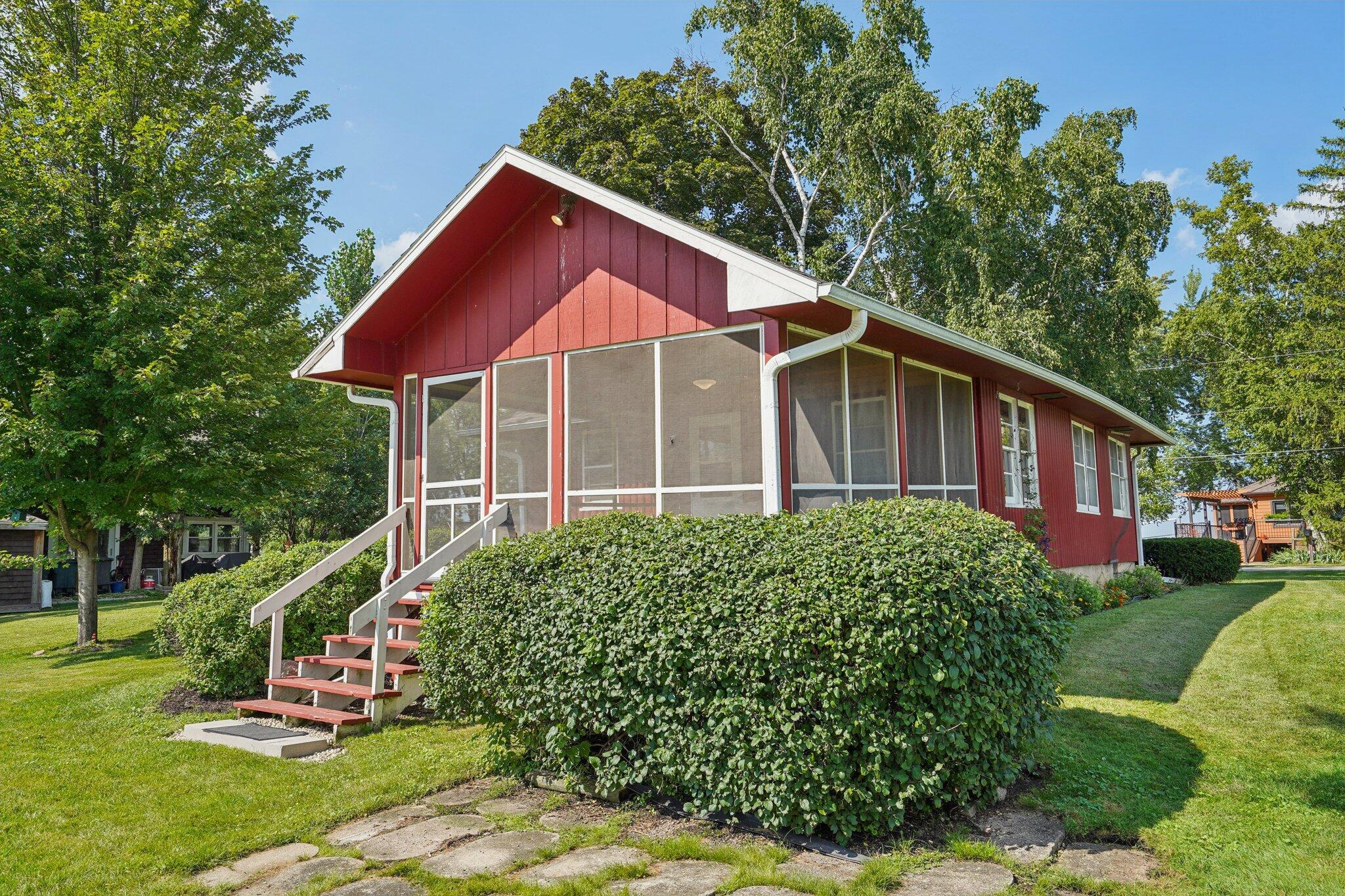 Wisconsin Lake Home for sale (MLS#: 1930442) at W8135  Elm Point Rd, in Lake Mills, Wisconsin. (30 of 53)