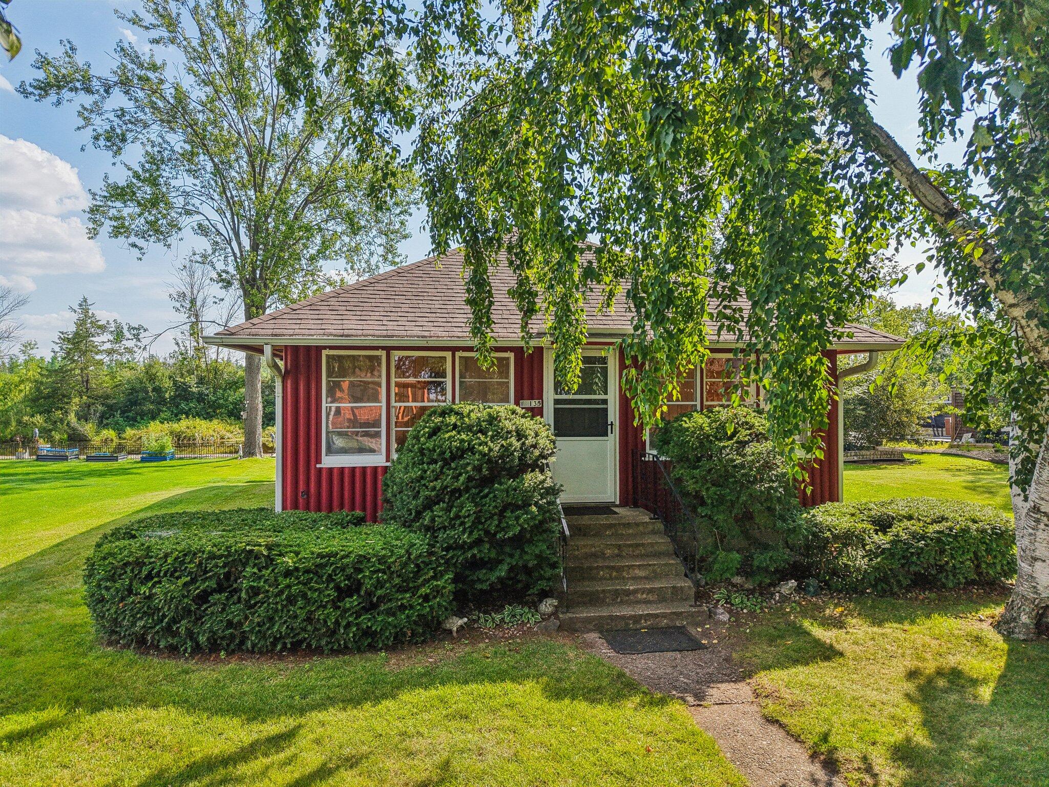 Wisconsin Lake Home for sale (MLS#: 1930442) at W8135  Elm Point Rd, in Lake Mills, Wisconsin. (34 of 53)