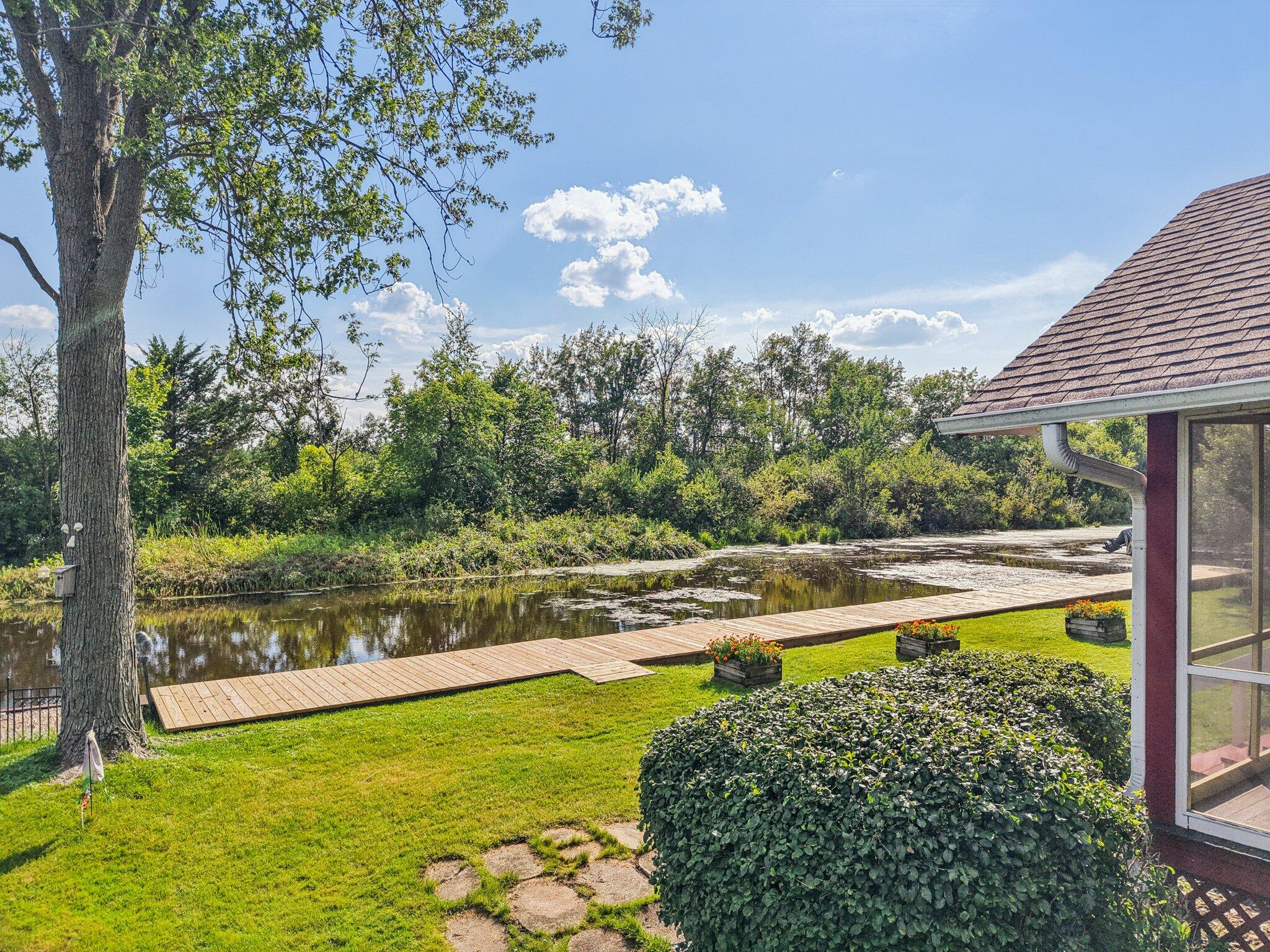 Wisconsin Lake Home for sale (MLS#: 1930442) at W8135  Elm Point Rd, in Lake Mills, Wisconsin. (39 of 53)