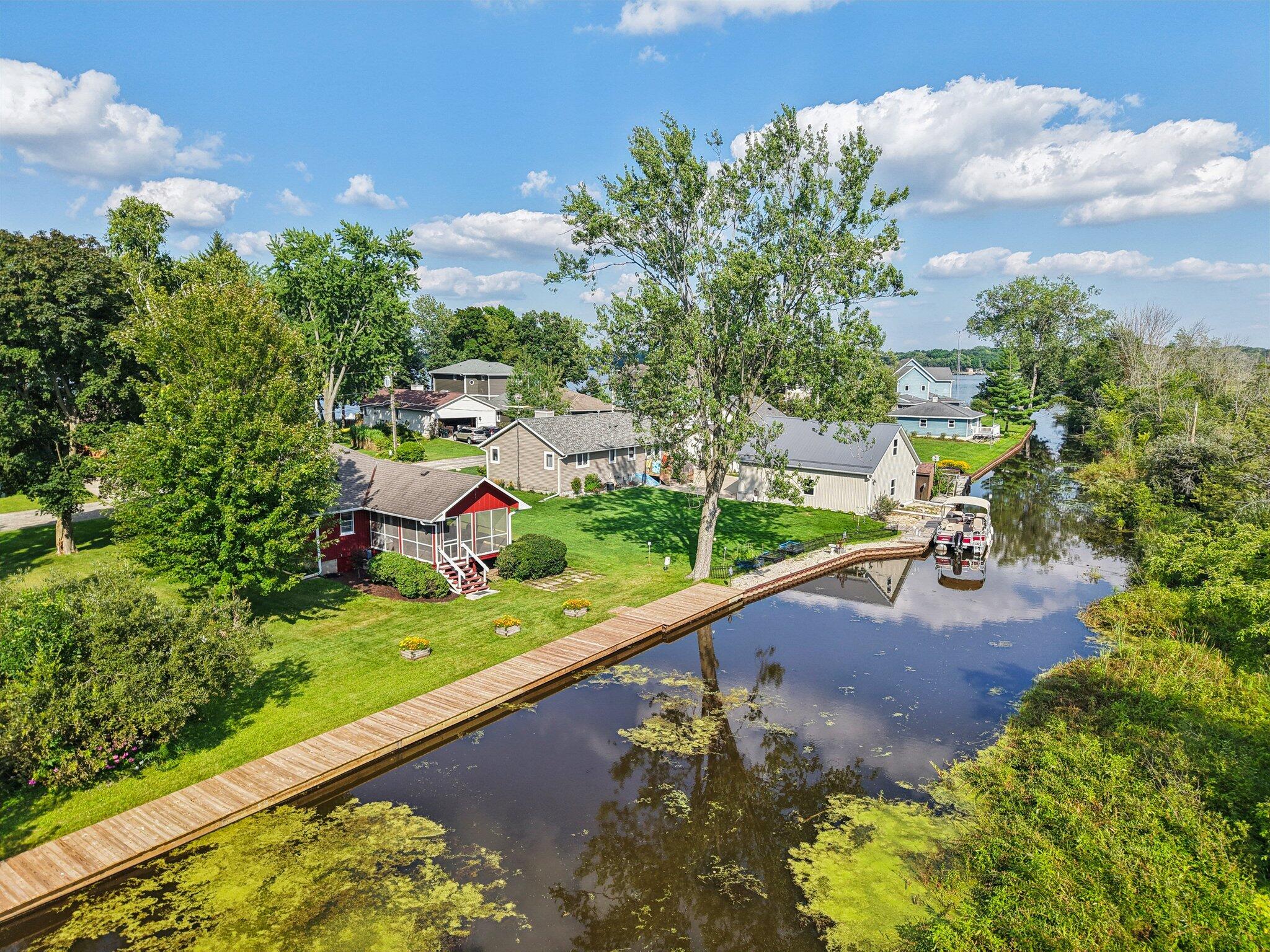 Wisconsin Lake Home for sale (MLS#: 1930442) at W8135  Elm Point Rd, in Lake Mills, Wisconsin. (40 of 53)