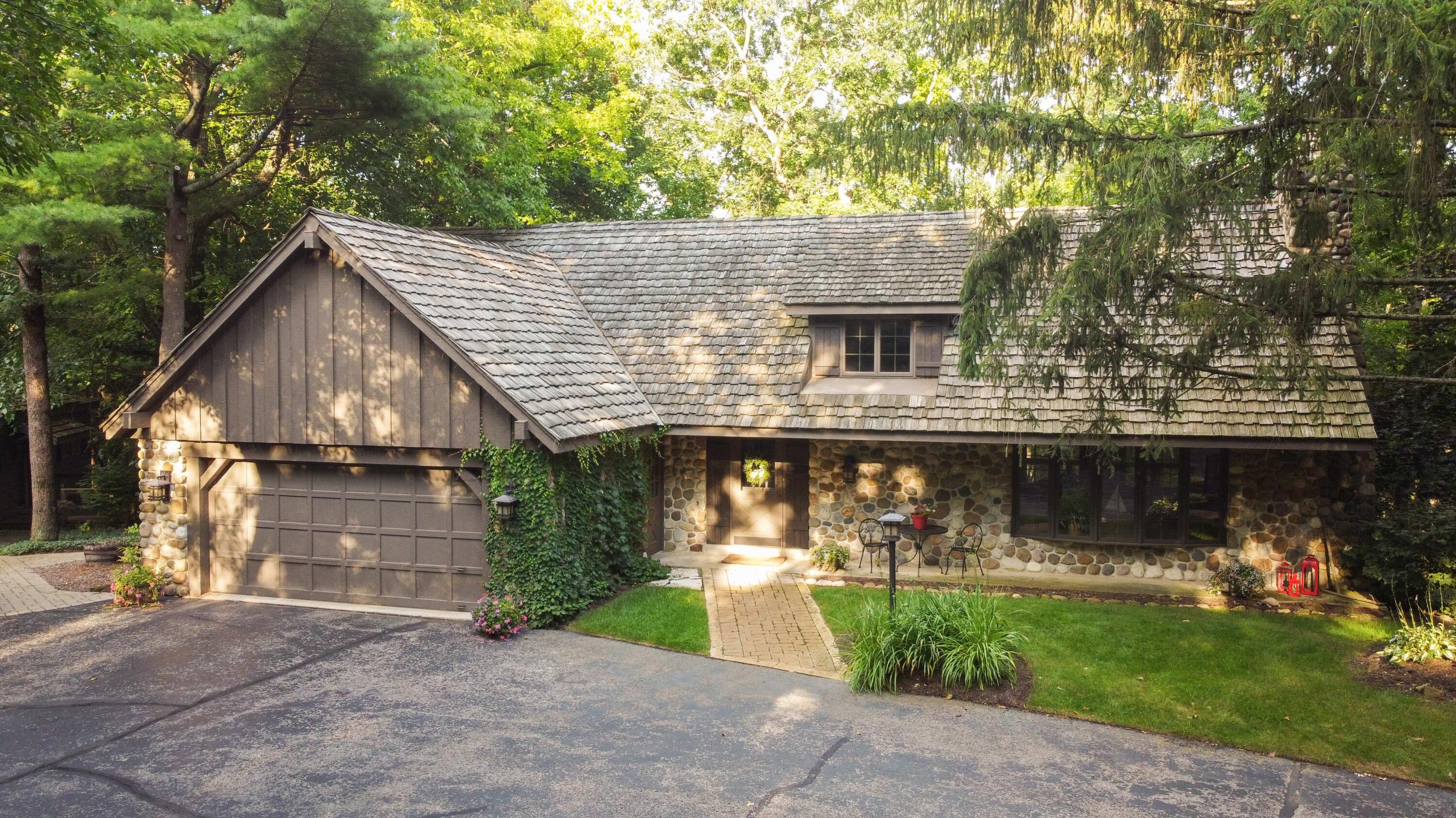 Wisconsin Lake Home for sale (MLS#: 1930480) at W3895  Timber Lake Rd, in Troy, Wisconsin. (6 of 73)