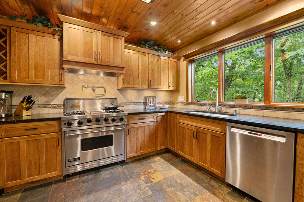 Wisconsin Lake Home for sale (MLS#: 1930480) at W3895  Timber Lake Rd, in Troy, Wisconsin. (10 of 73)