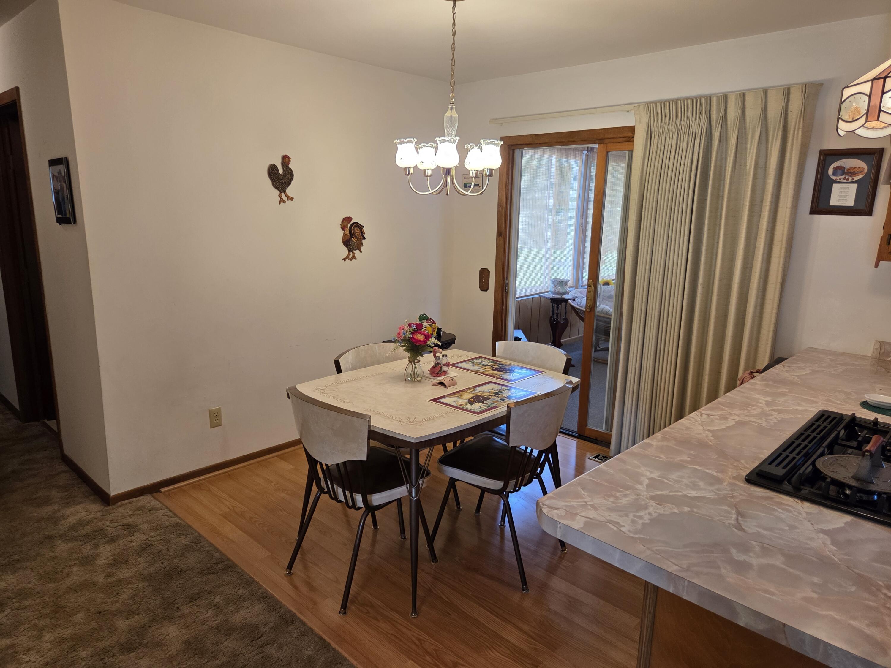 Wisconsin Lake Home for sale (MLS#: 1930482) at 4131  Maple Dr, in Delavan, Wisconsin. (9 of 31)
